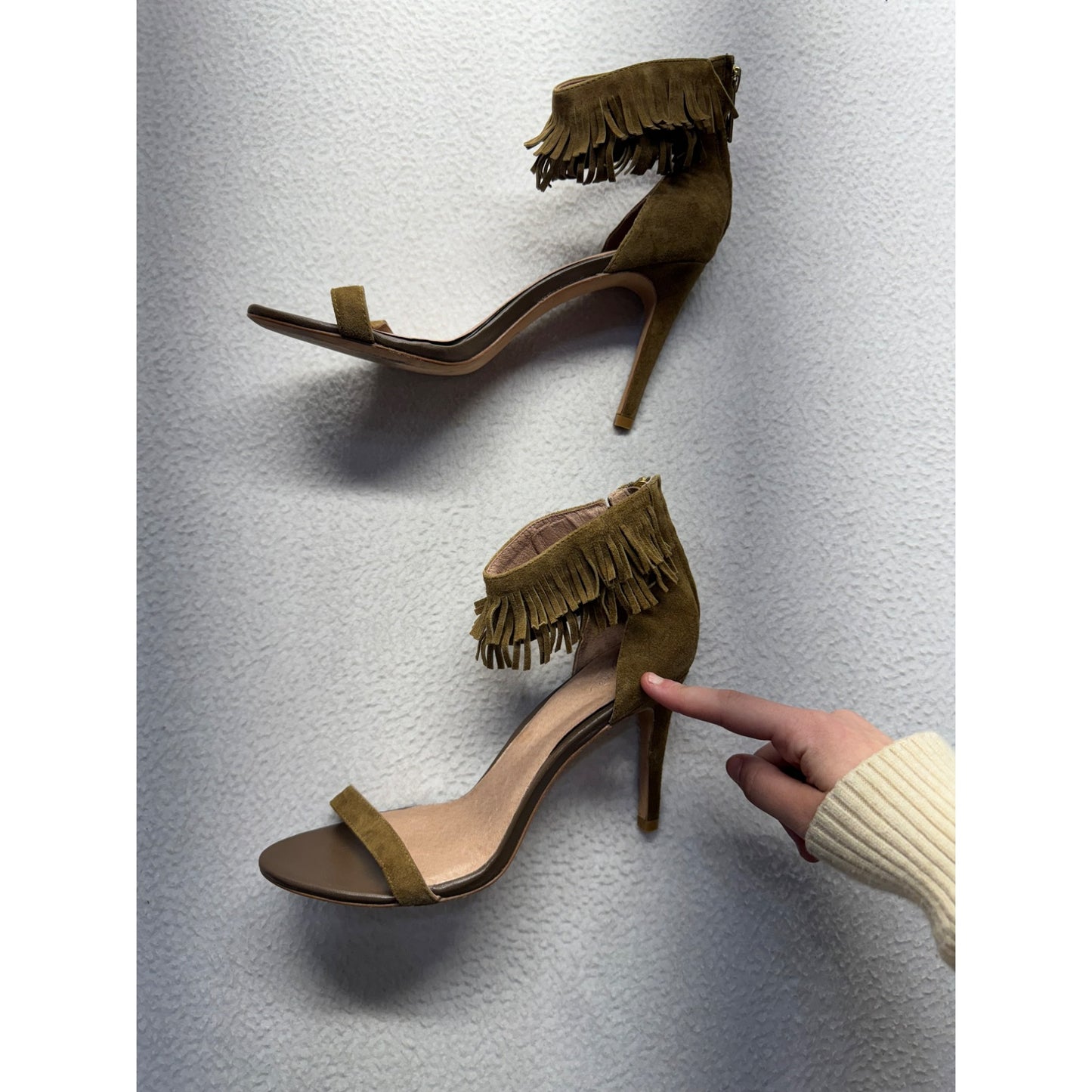 Women’s Joie Fringe Sandals#5551