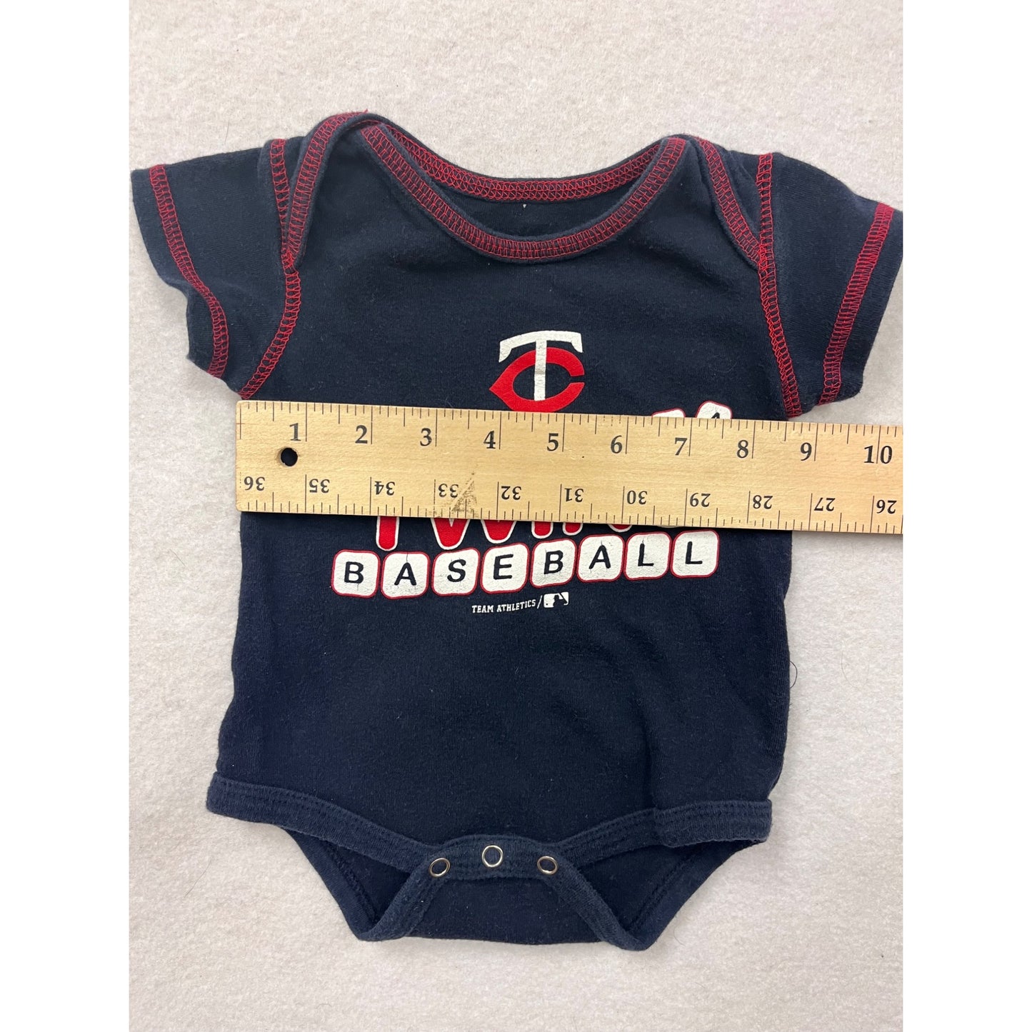 Minnesota Twins Baseball Infant Bodysuit 0-3M Navy With Red Stitching #6453