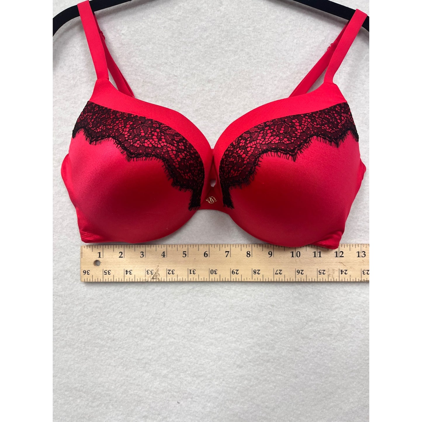 Women’s Victorias Secret Red Push-Up Bra With Black Lace Detail #6264