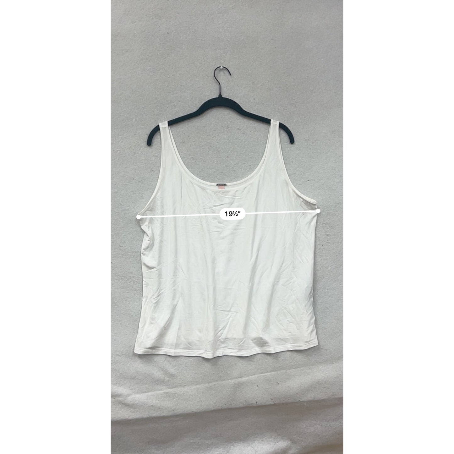 White Sleeveless Tank Top Size 18 #8812
