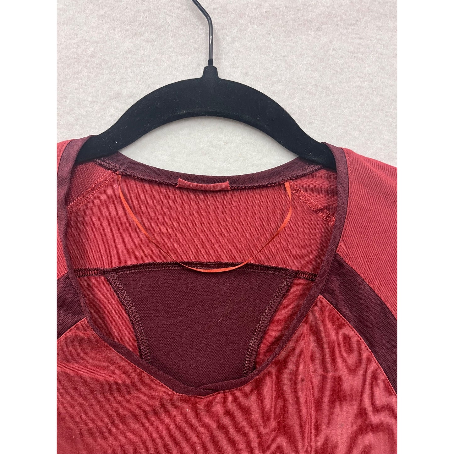 Womens Red & Burgundy Athletic Top With Mesh Back Detail - Small Size #6803