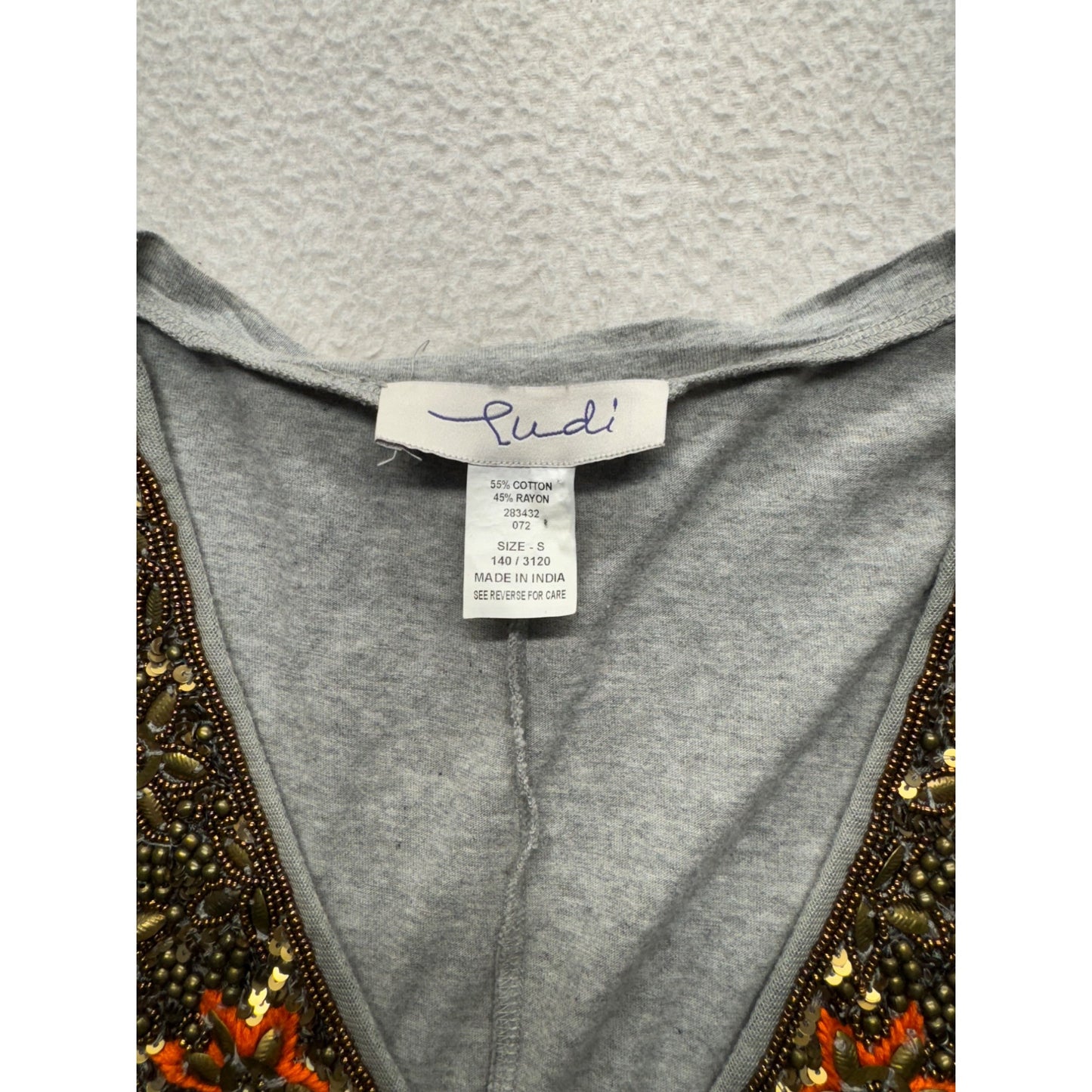 Rudi Embellished Gray Top With Beaded V-Neck Design Size S #217B