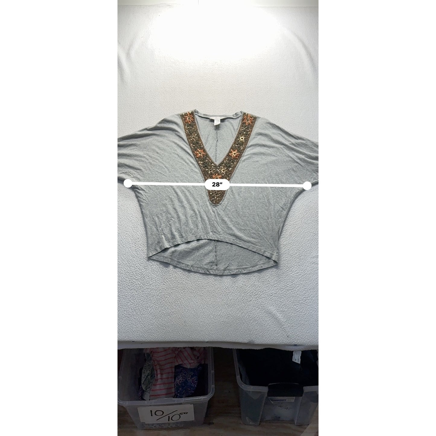 Rudi Embellished Gray Top With Beaded V-Neck Design Size S #217B