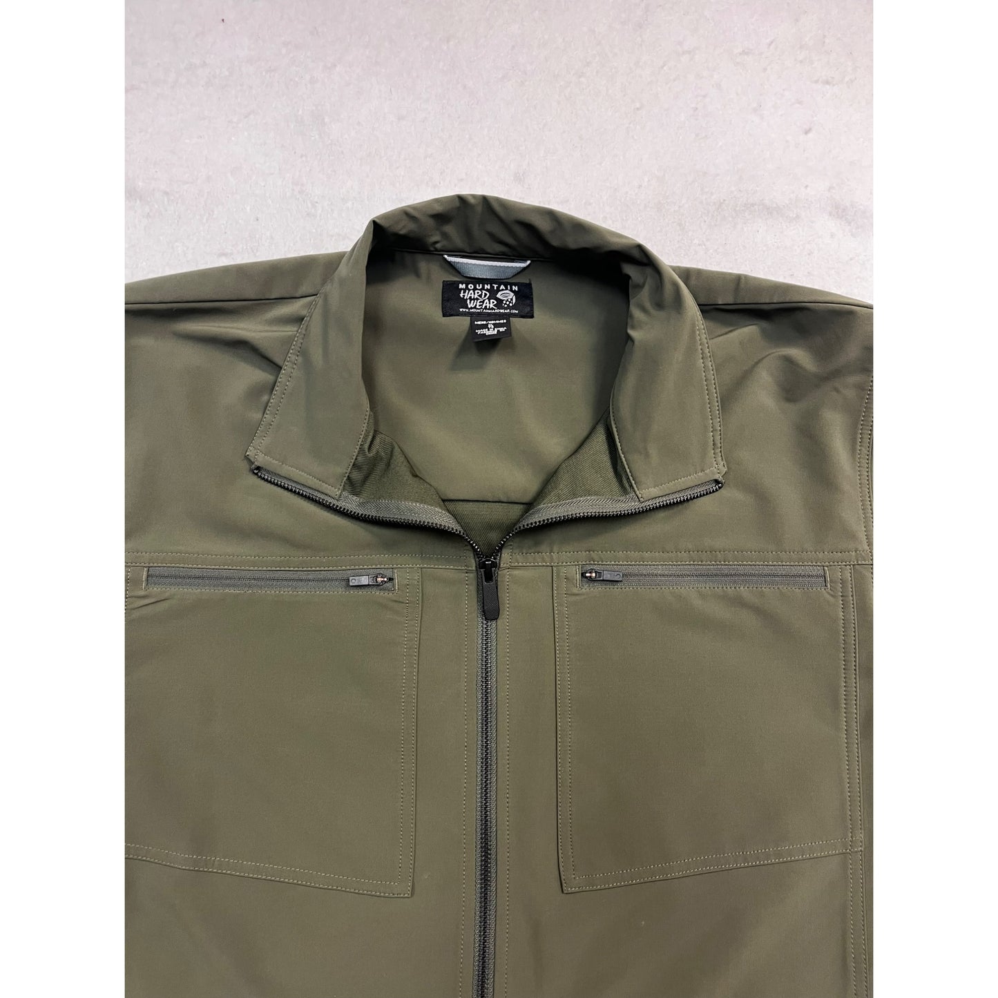 Men’s Mountain Hard Wear ZipUp Jacket #2658