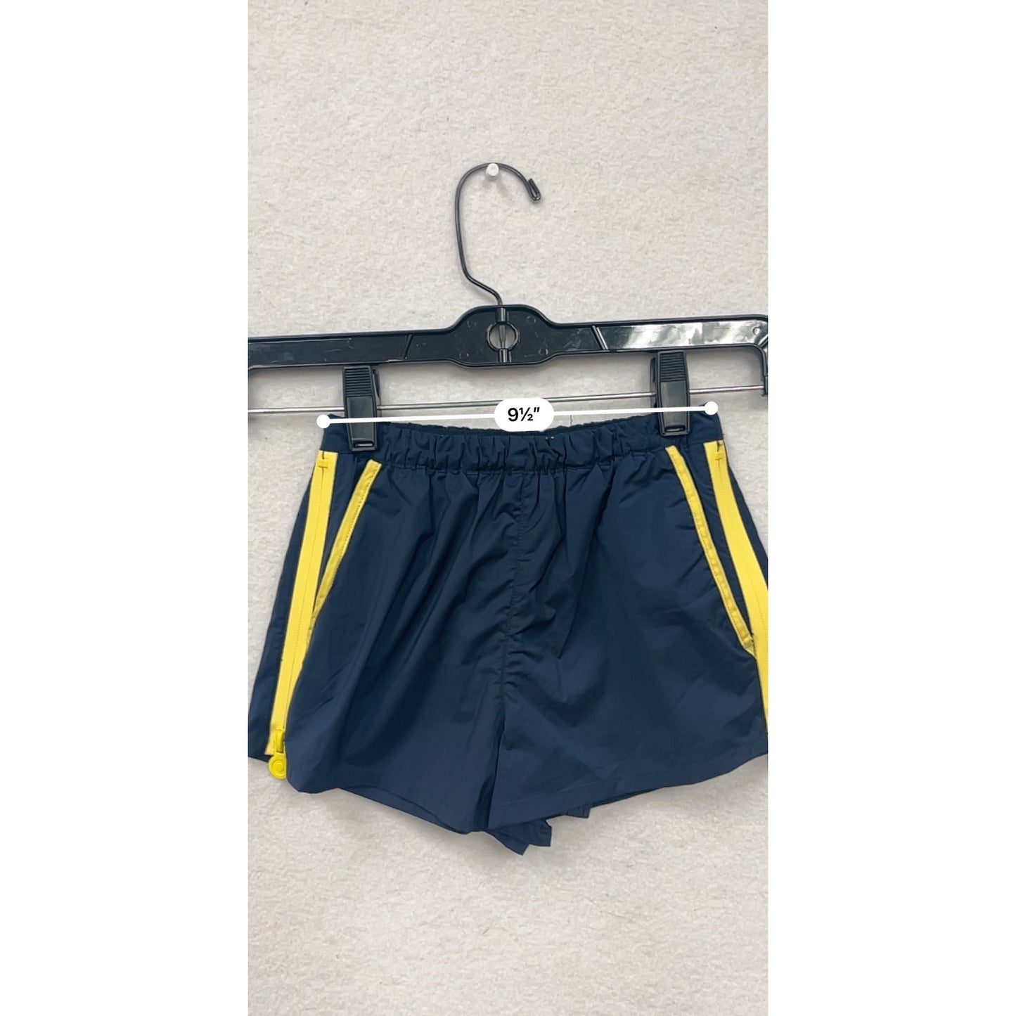 Hunter Kids Navy & Yellow Shorts W/ Side Zippers Size XS (4/5) #6665