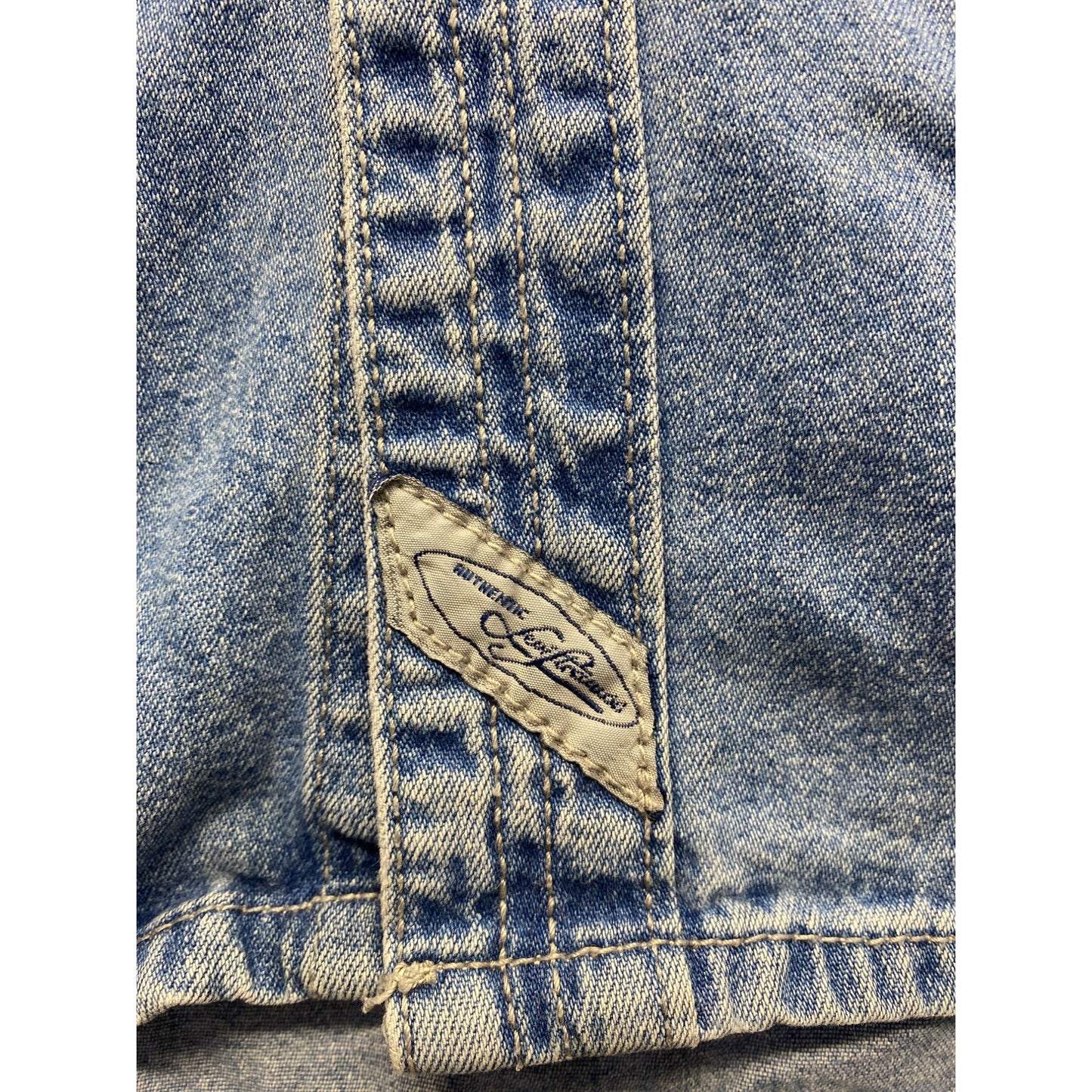 Vintage Levis Mens Denim Button-Up Shirt #5741