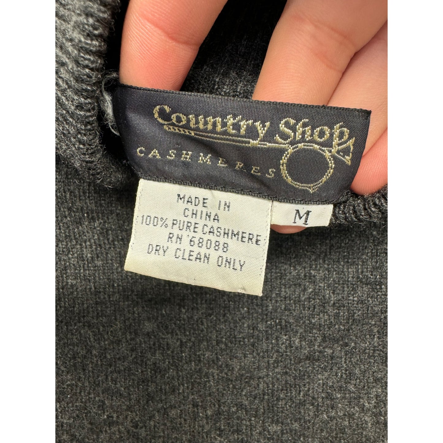 Vintage Country Shop Cashmere Turtleneck #5382