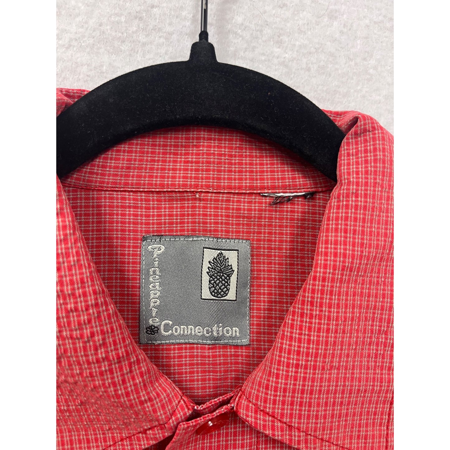 Men’s Large Vintage Pineapple Connection Red Short Sleeve Button-Up Shirt #6492