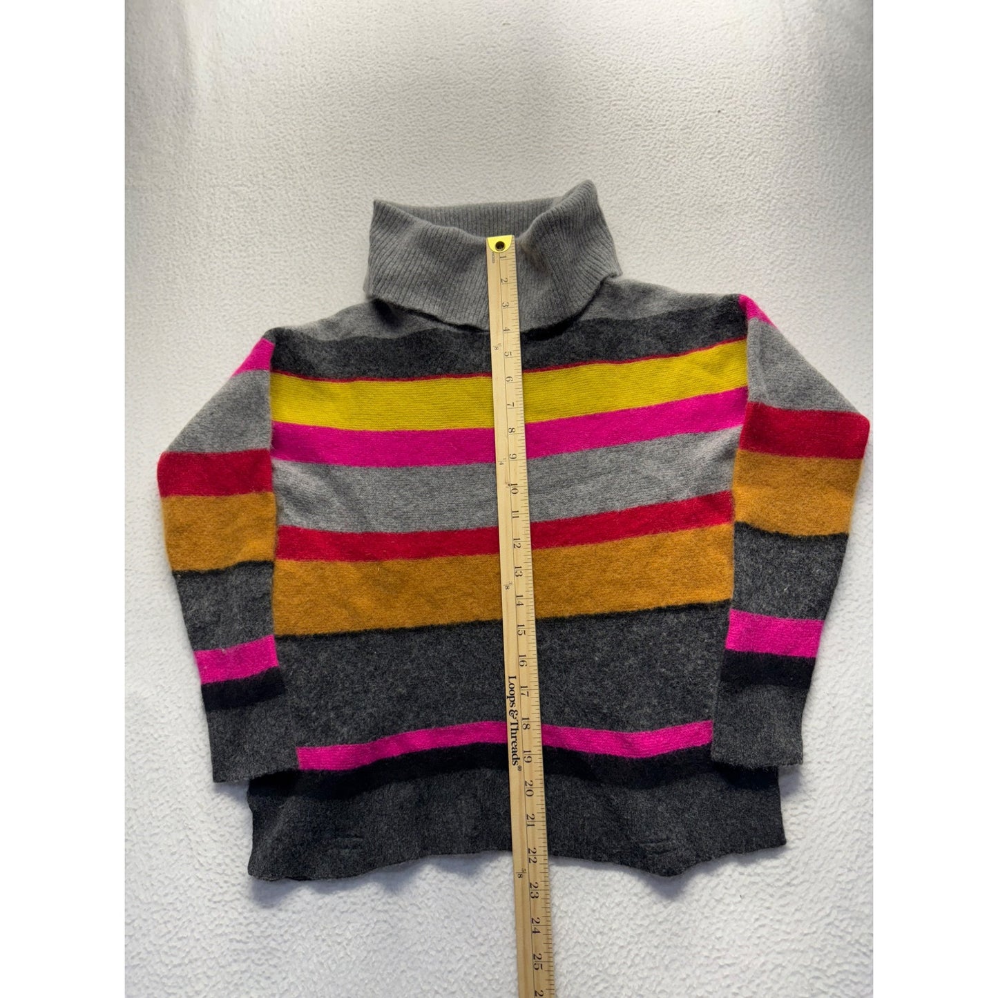 In Cashmere Turtleneck Sweater #5562