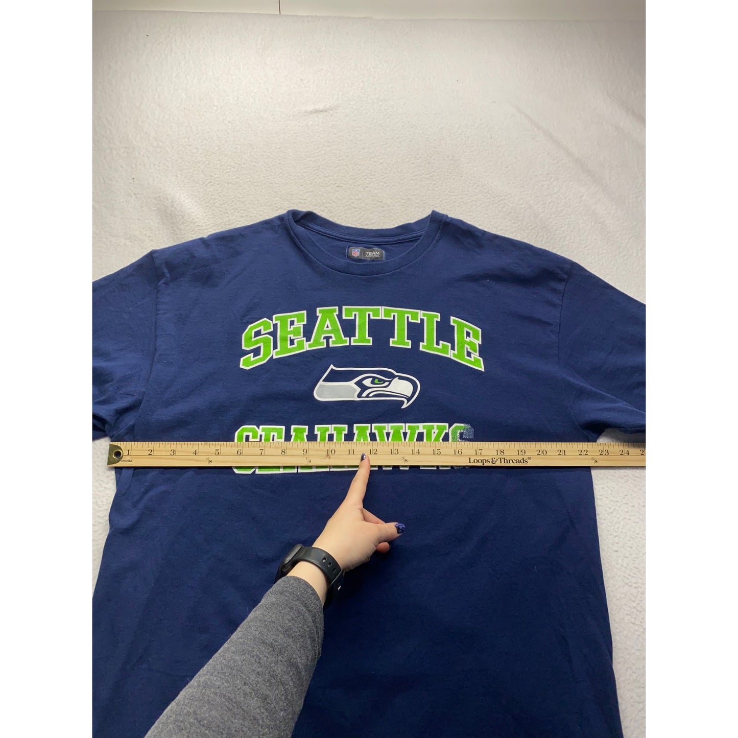 Seattle Seahawks NFL Team Apparel Navy Graphic Tee XL #7308