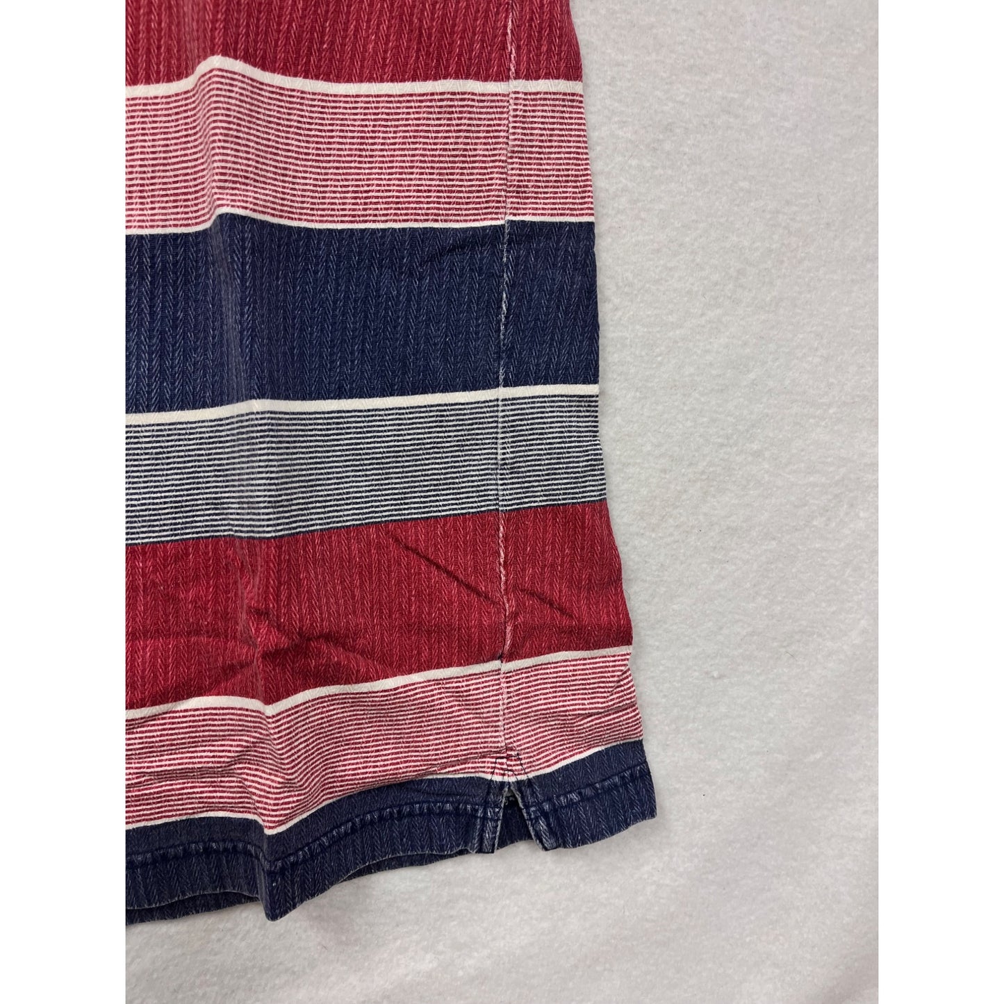 Large Vintage Puritan Special Edition Mens Striped Henley Tee 100% Cotton Red/Blue Stripes #6531
