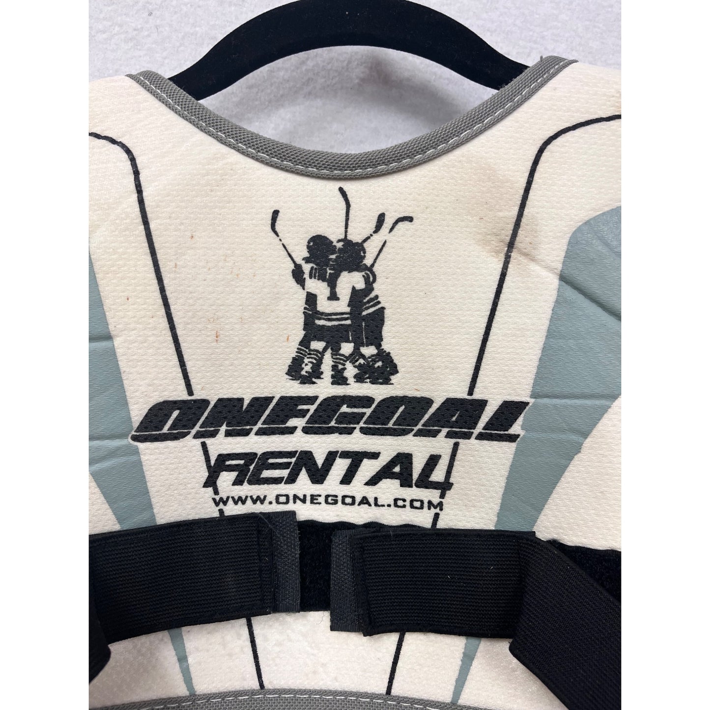 OneGoal Rental Youth Small Hockey Shoulder Pads White & Gray #6322