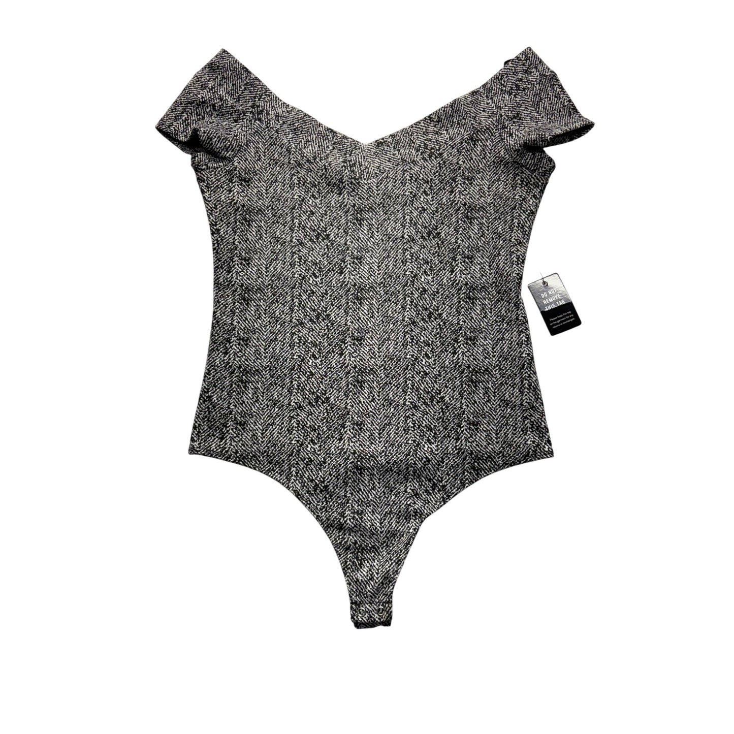 Express Off-Shoulder Black & White bodysuit *NWT* #7584