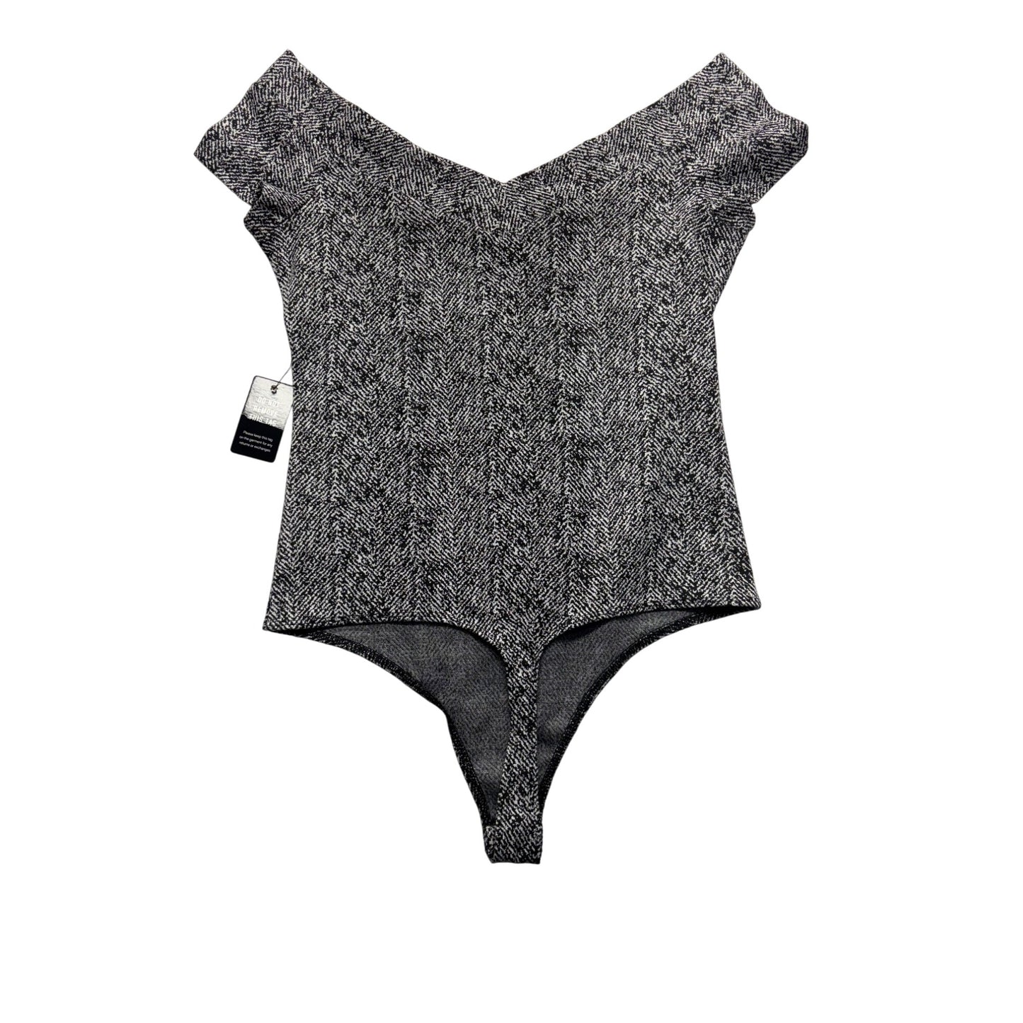 Express Off-Shoulder Black & White bodysuit *NWT* #7584