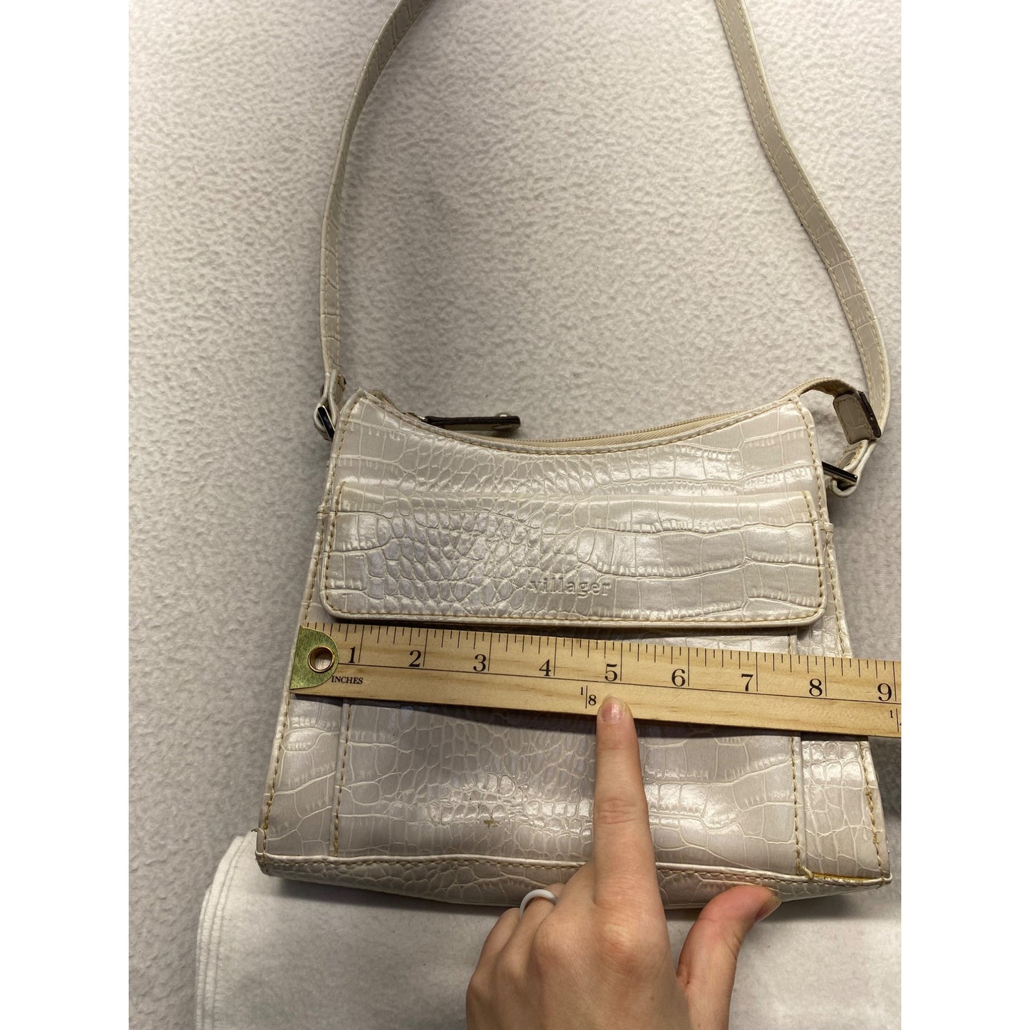 Villager Beige Faux Crocodile Shoulder Bag With Multiple Compartments #7214