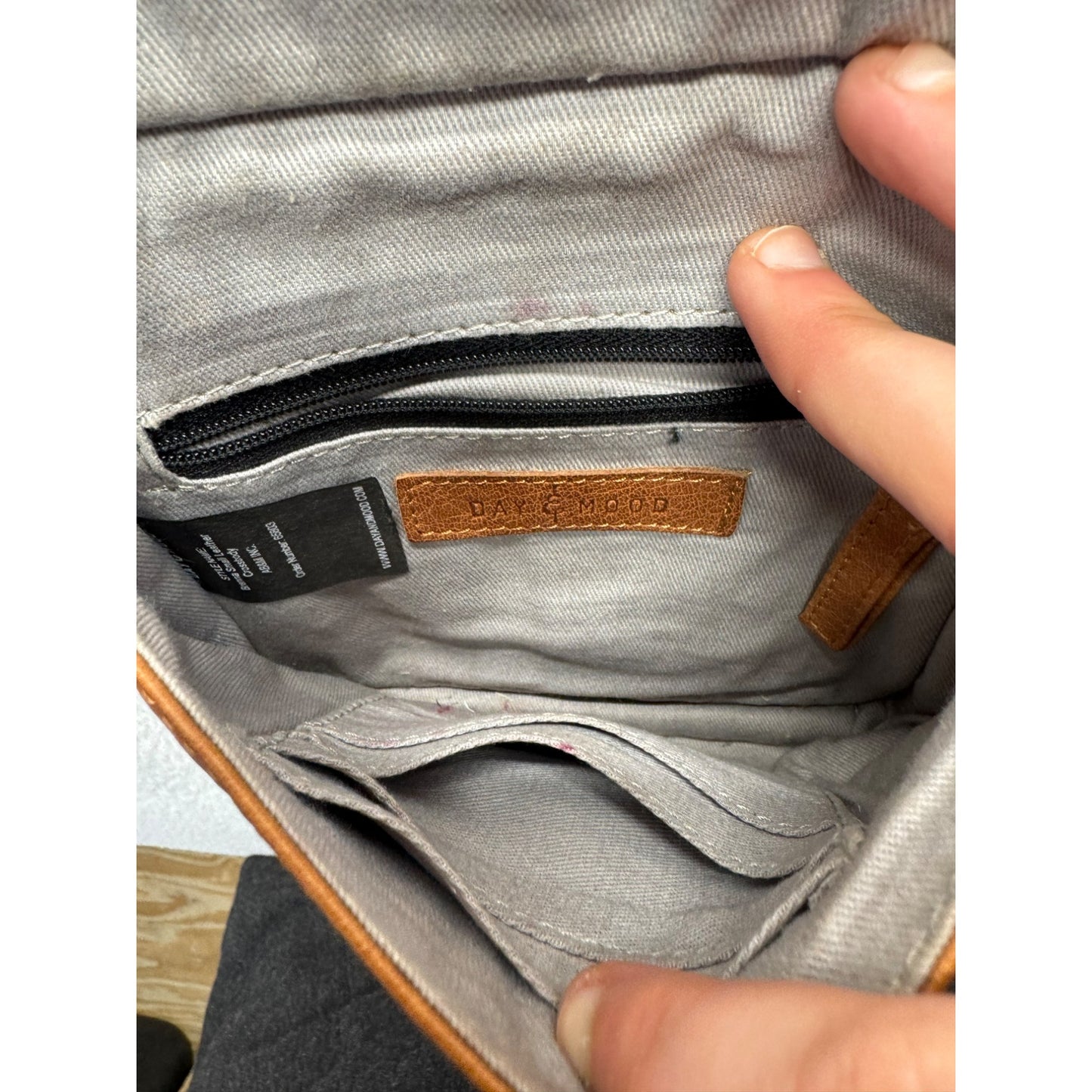 Day + Mood Leather Crossbody Bag #5615