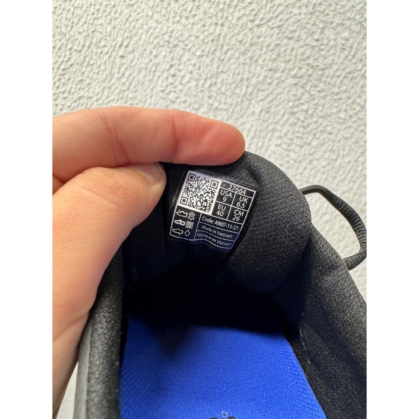 Shoes for Crews Black With Slip Resistance 9482