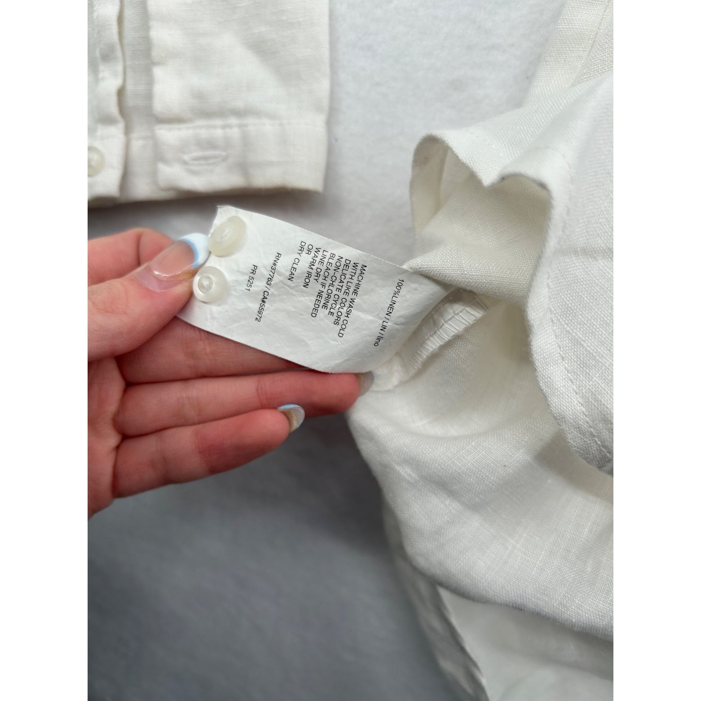Cubavera Mens XL White 100% Linen Long-Sleeve Shirt With Front Pockets & Button-Up Closure #6477