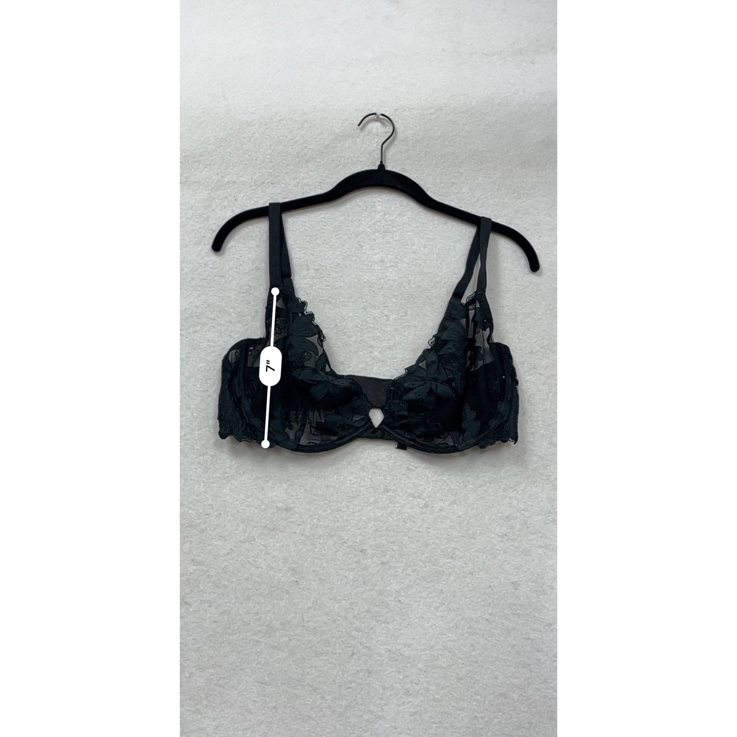 Victorias Secret Black Lace Floral Underwire Bra Size 34DD #139A