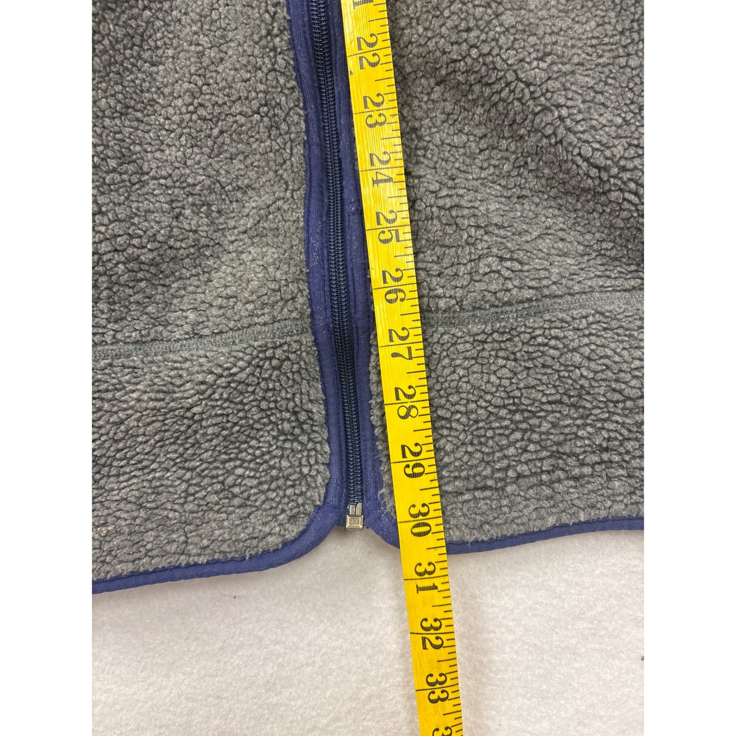 Patagonia Gray Full-Zip Sherpa Fleece Jacket With Blue Accents & Zippered Pockets Mens L Warm & Durable Outdoor Wear #6980