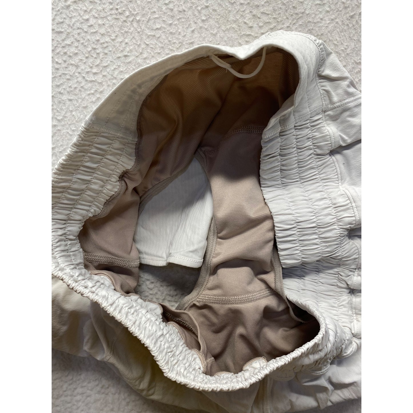 Lululemon Womens White Swiftly Relaxed Fit Athletic Running Shorts #7323