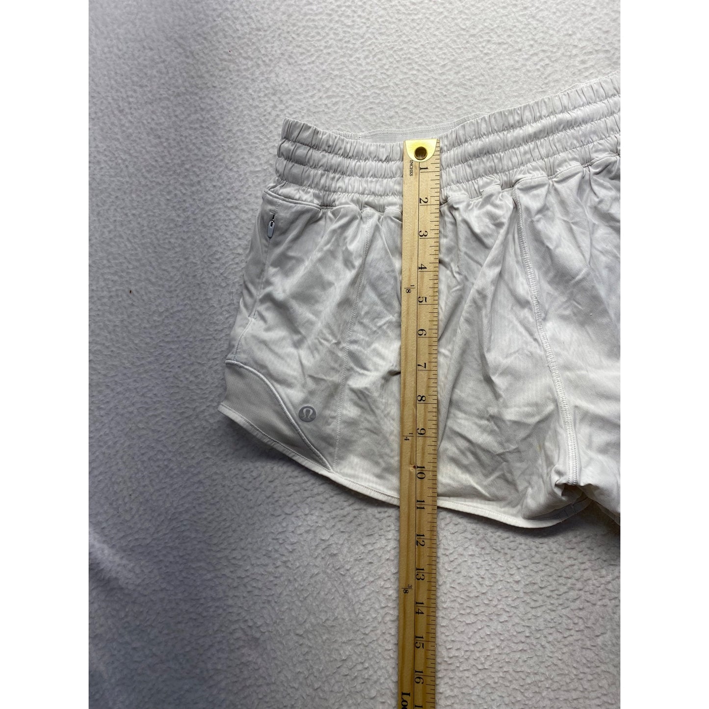 Lululemon Womens White Swiftly Relaxed Fit Athletic Running Shorts #7323