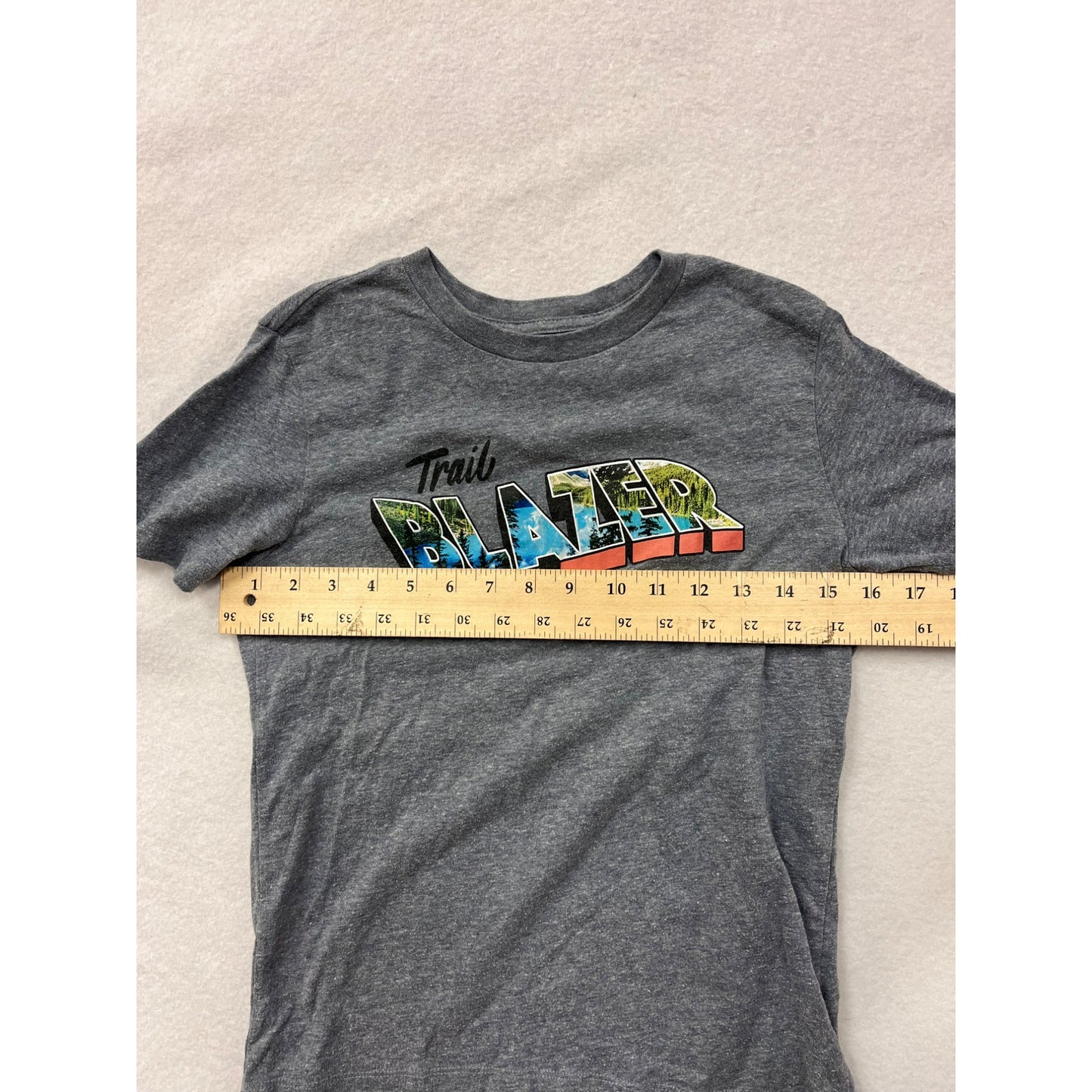 Old Navy Kids Trailblazer Graphic T-Shirt L #6292