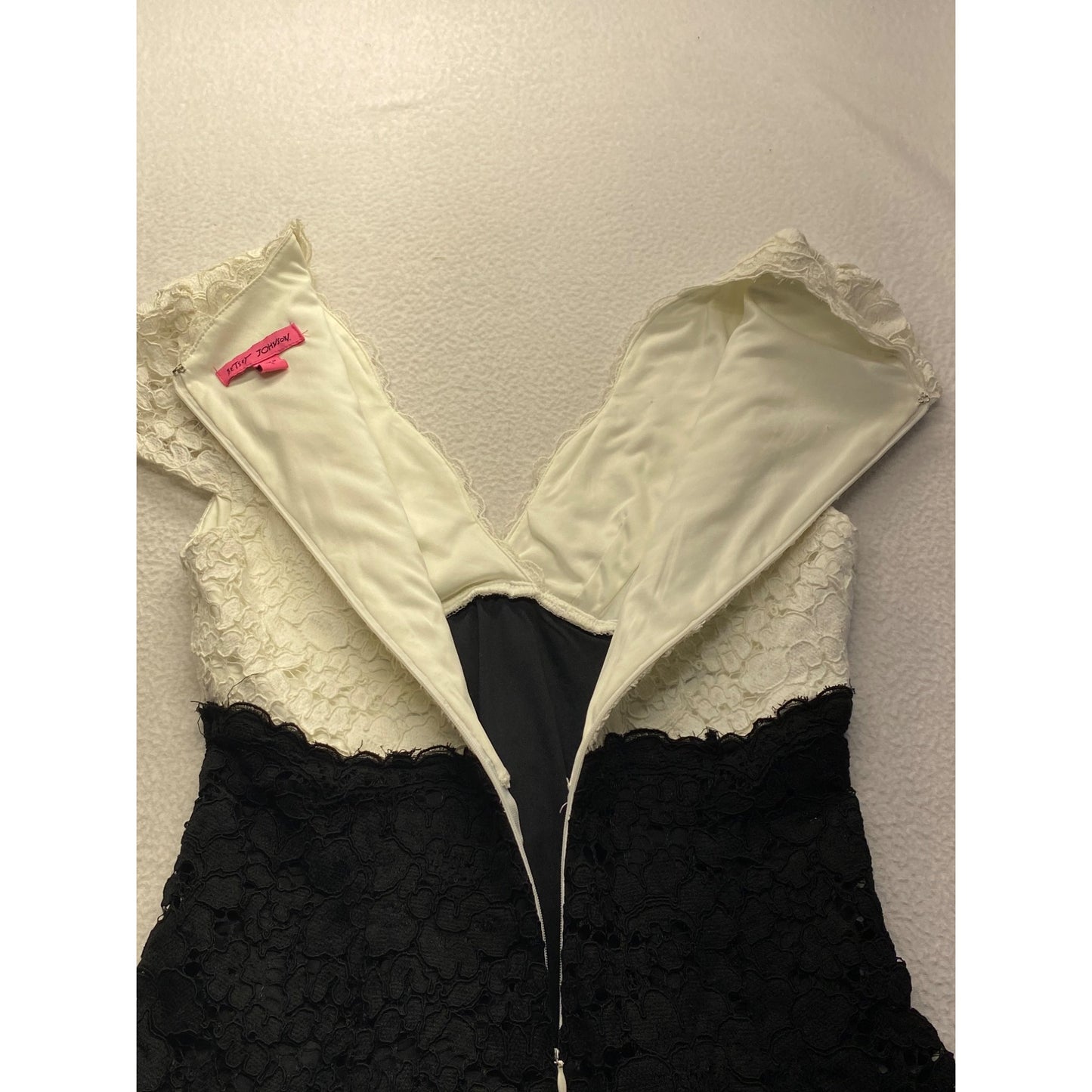 Betsey Johnson Womens Black & White Lace Cap Sleeve Dress #7400