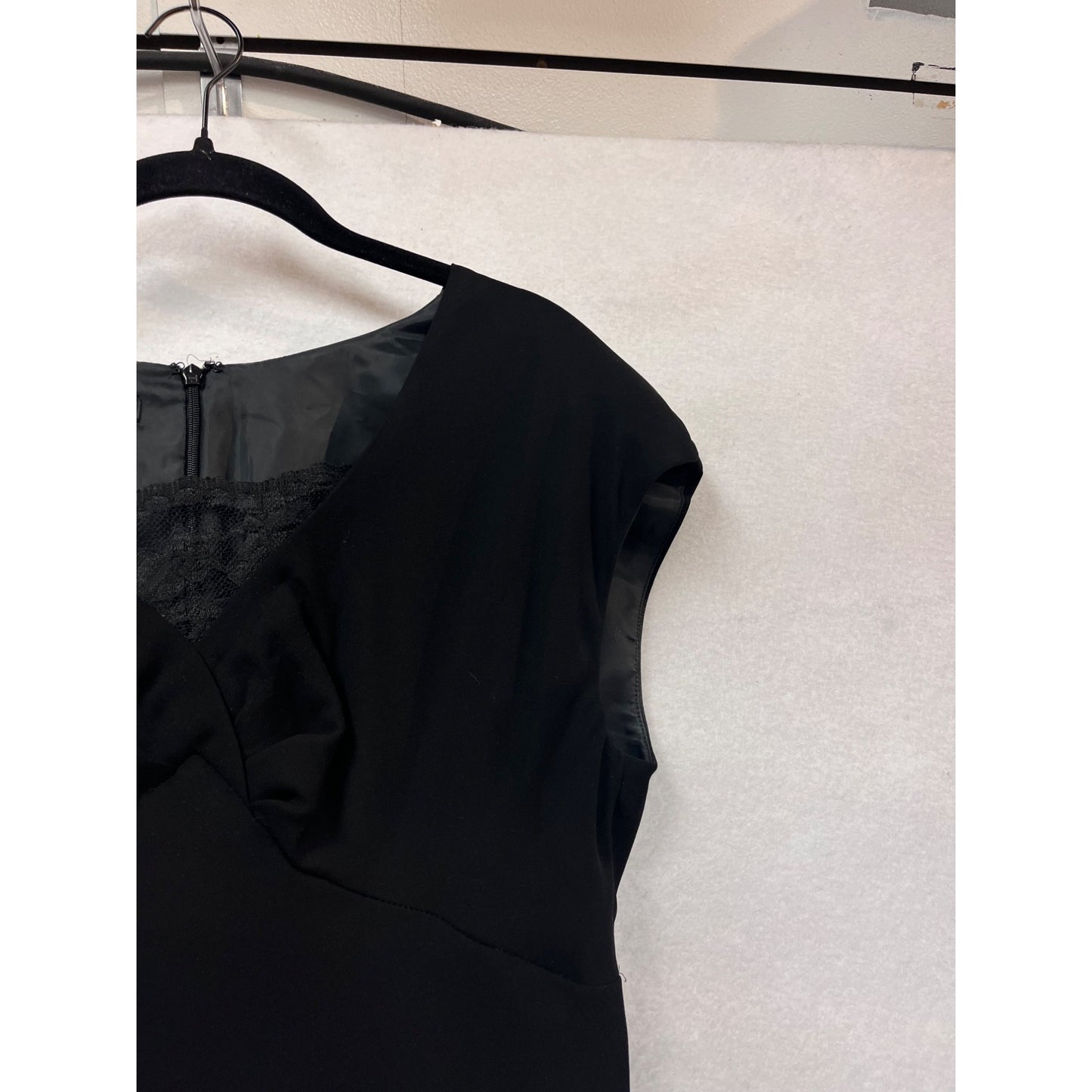 Jones Wear Dress Black Cap Sleeve A-Line Size 14A #928A
