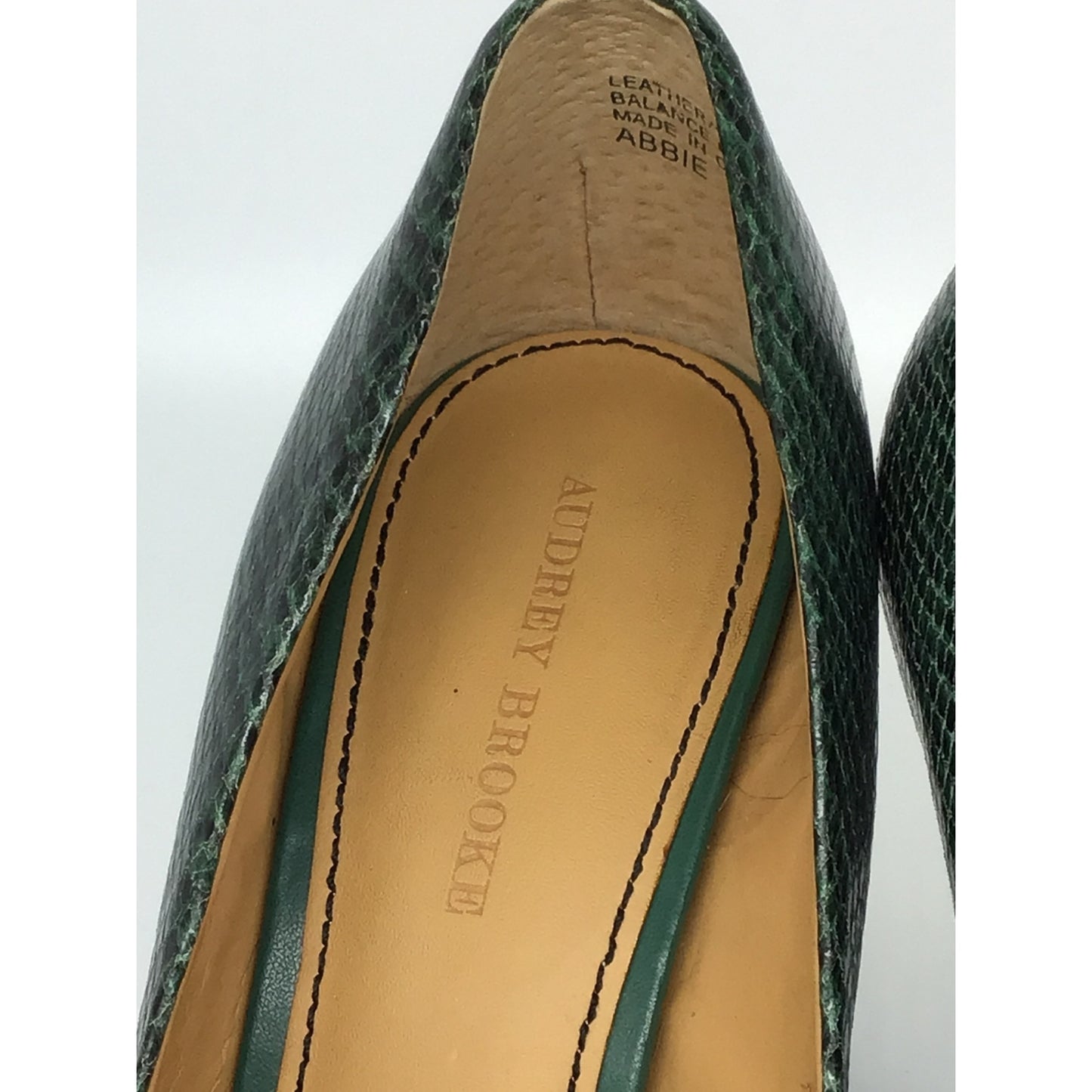 Women’s Audrey Brooke Leather Pumps