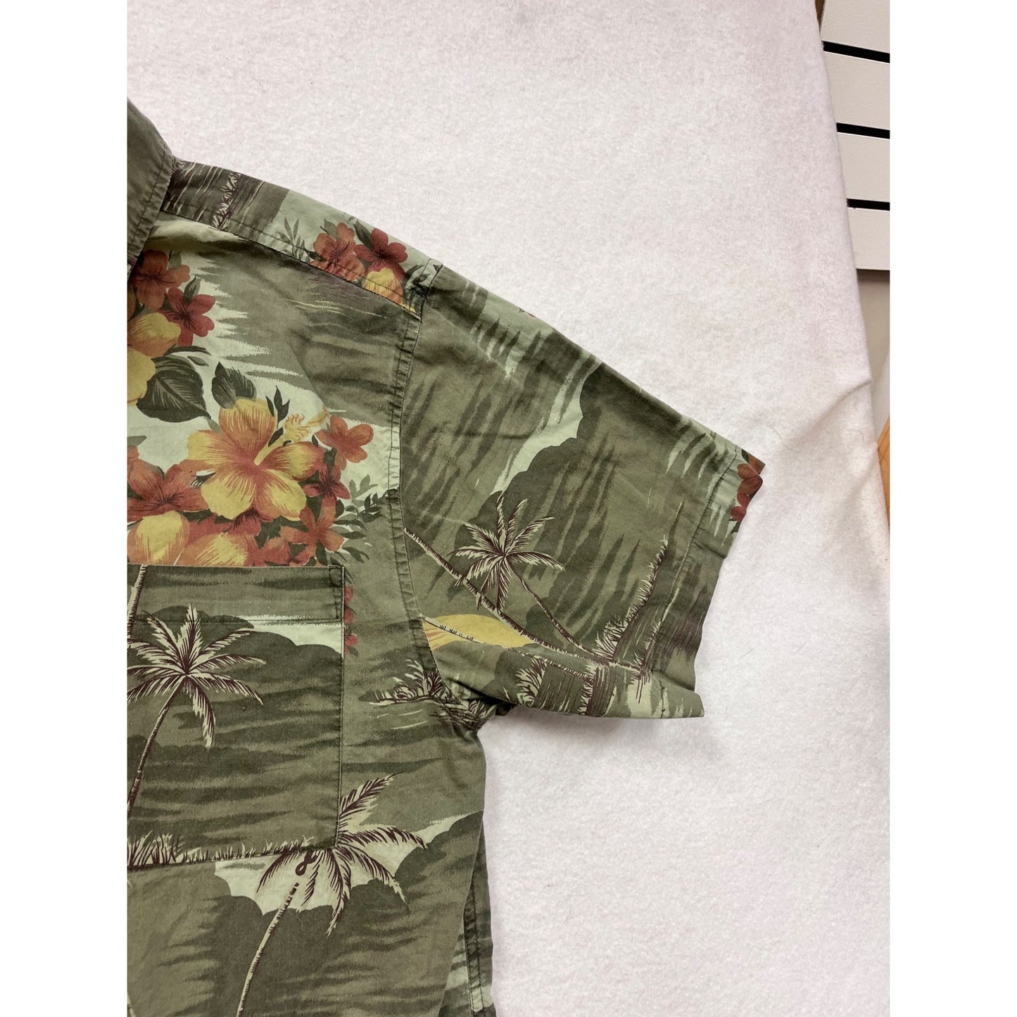 Vintage Metro One Green Hawaiian Button-Up Shirk Mens Size L #8902