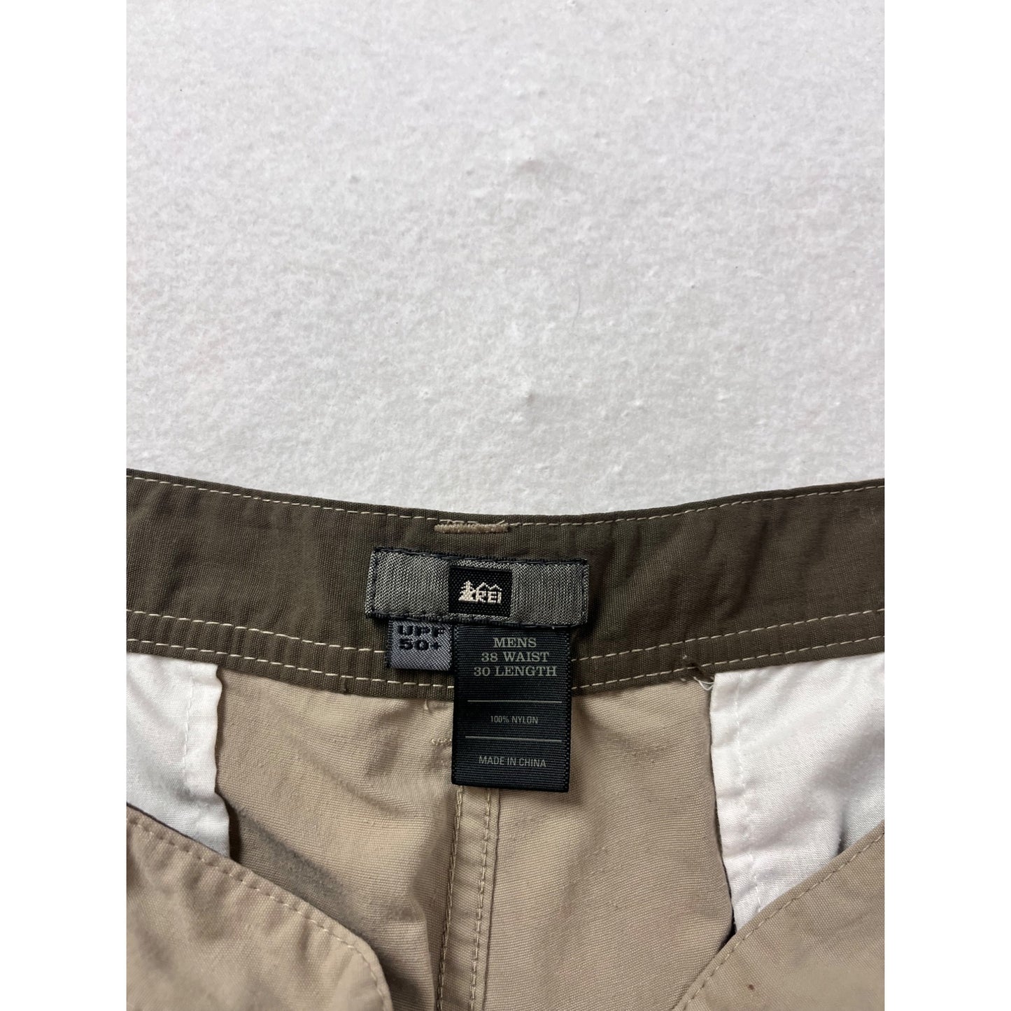 Mens REI Beige Nylon Casual Pants 38x30 Lightweight Travel Wear #8900