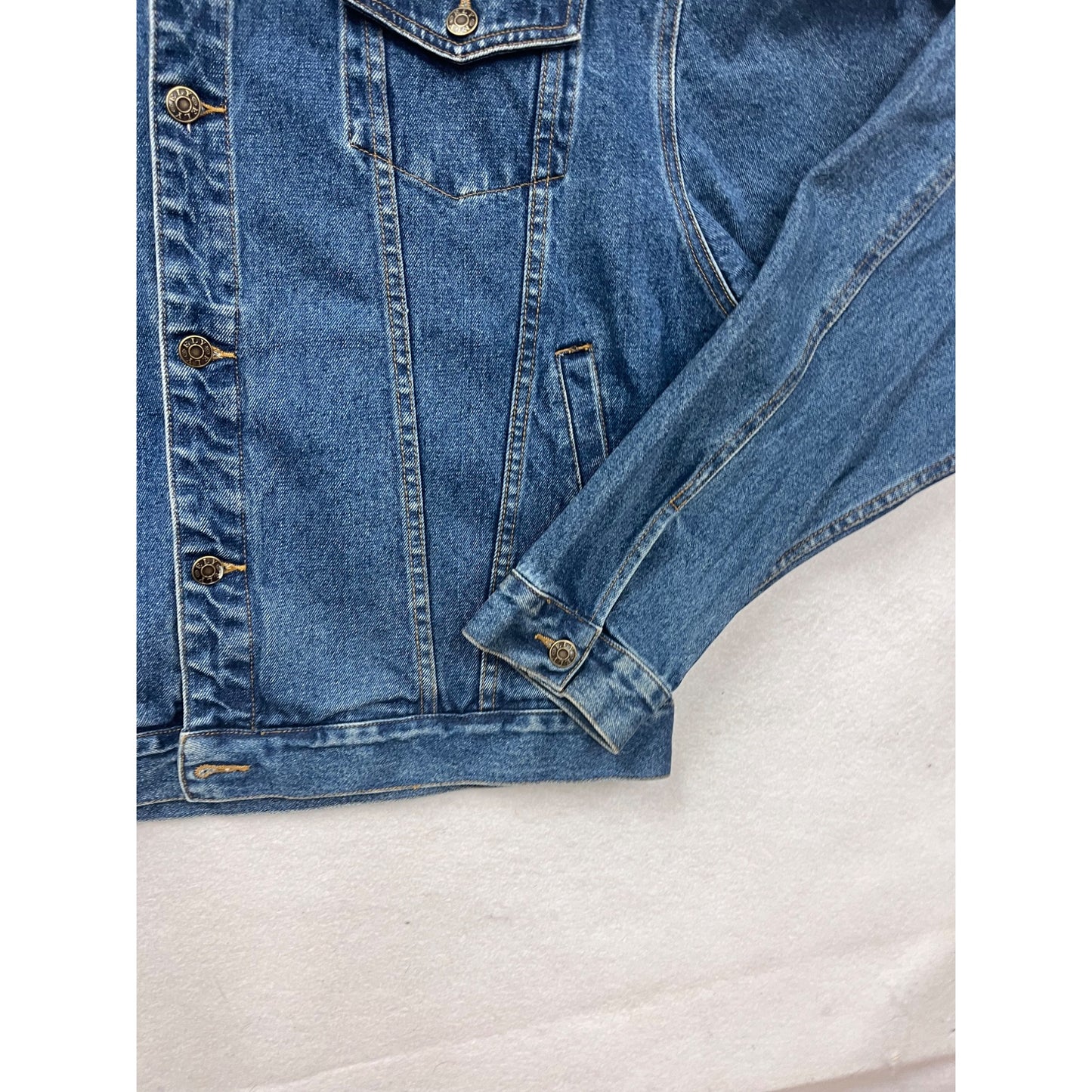 Womens XL Ely Outerwear Blue Denim Jacket With Button Front #56A