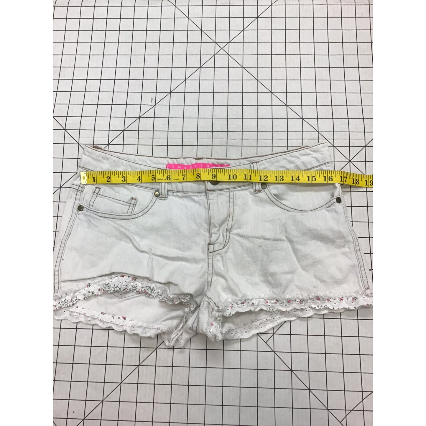 Women’s Cute Jean Shorts