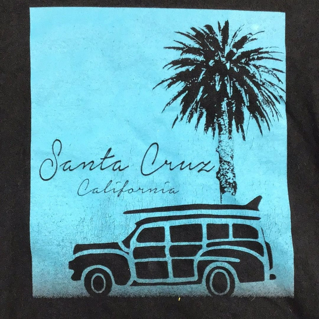Men’s Graphic Santa Cruise Shirt