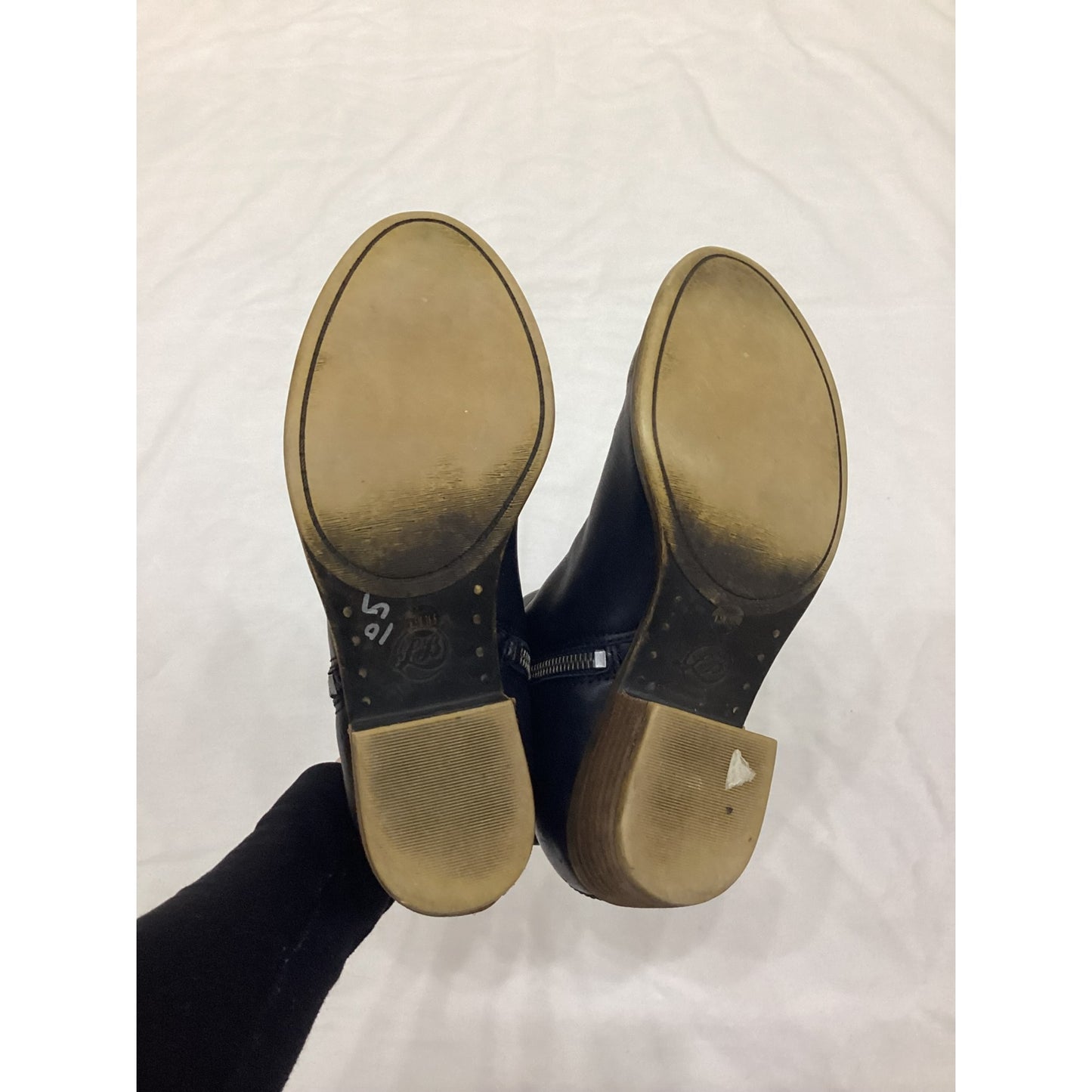 Lucky Brand Womens Booties