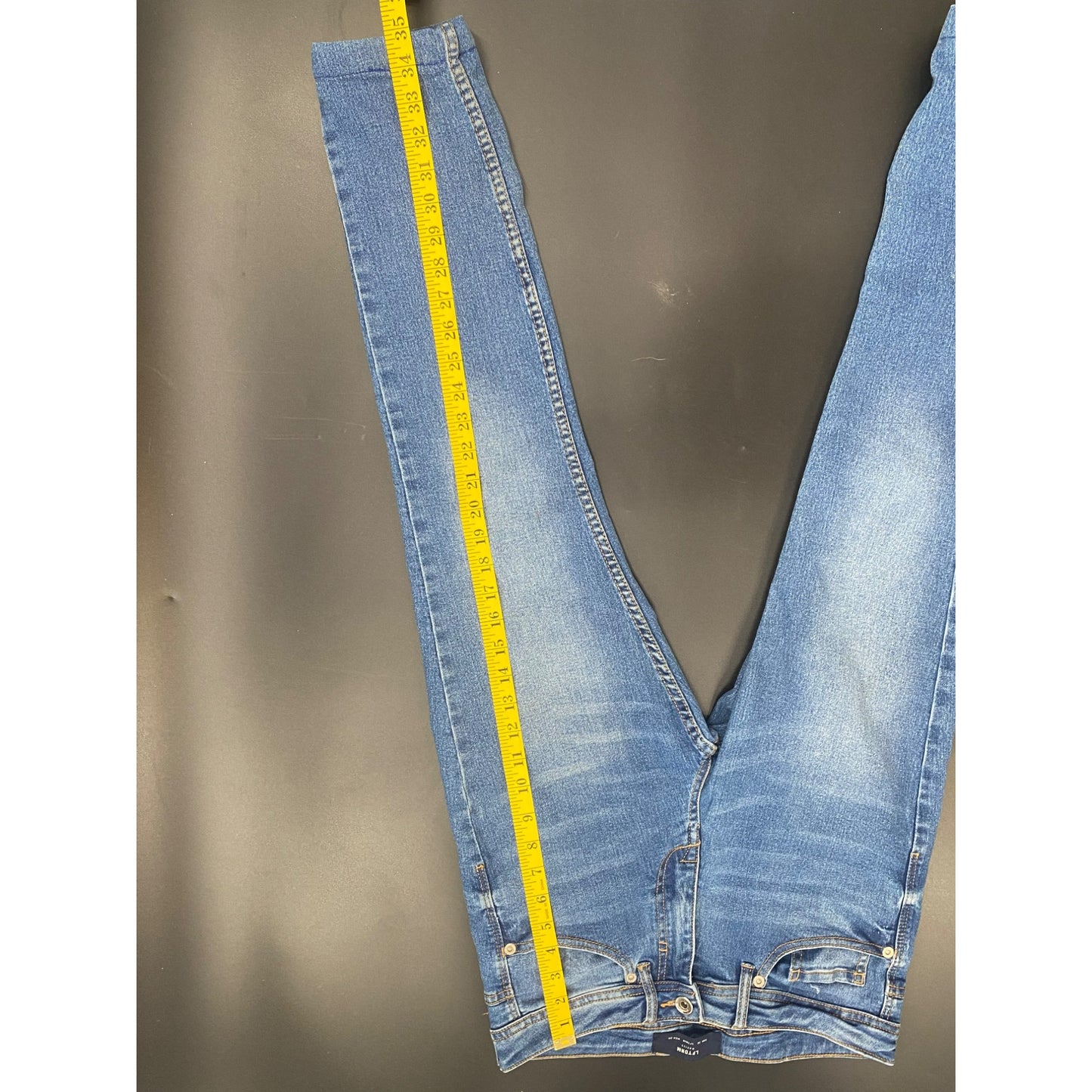 Women’s Casual Blue Jeans