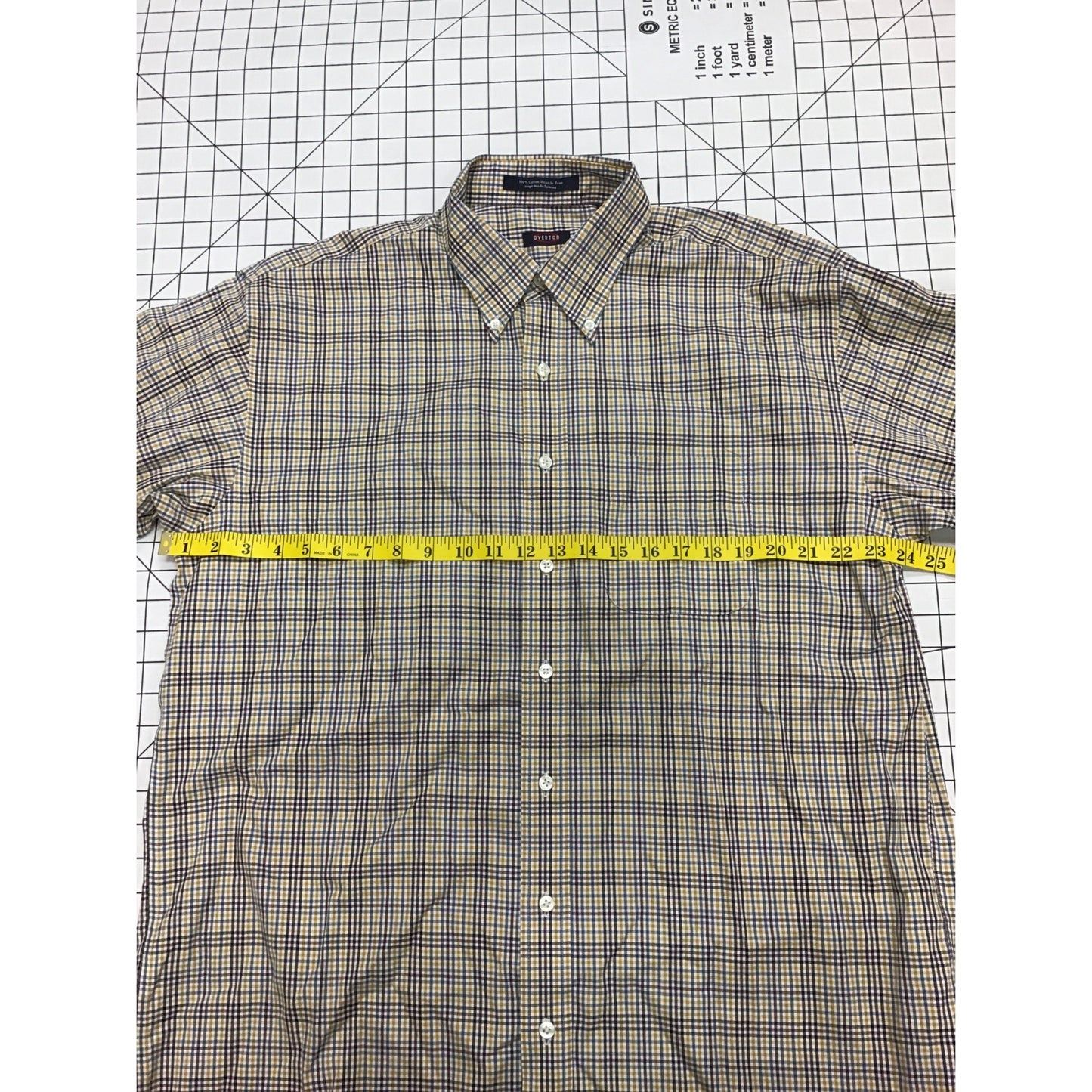 Men’s Plaid Button Up