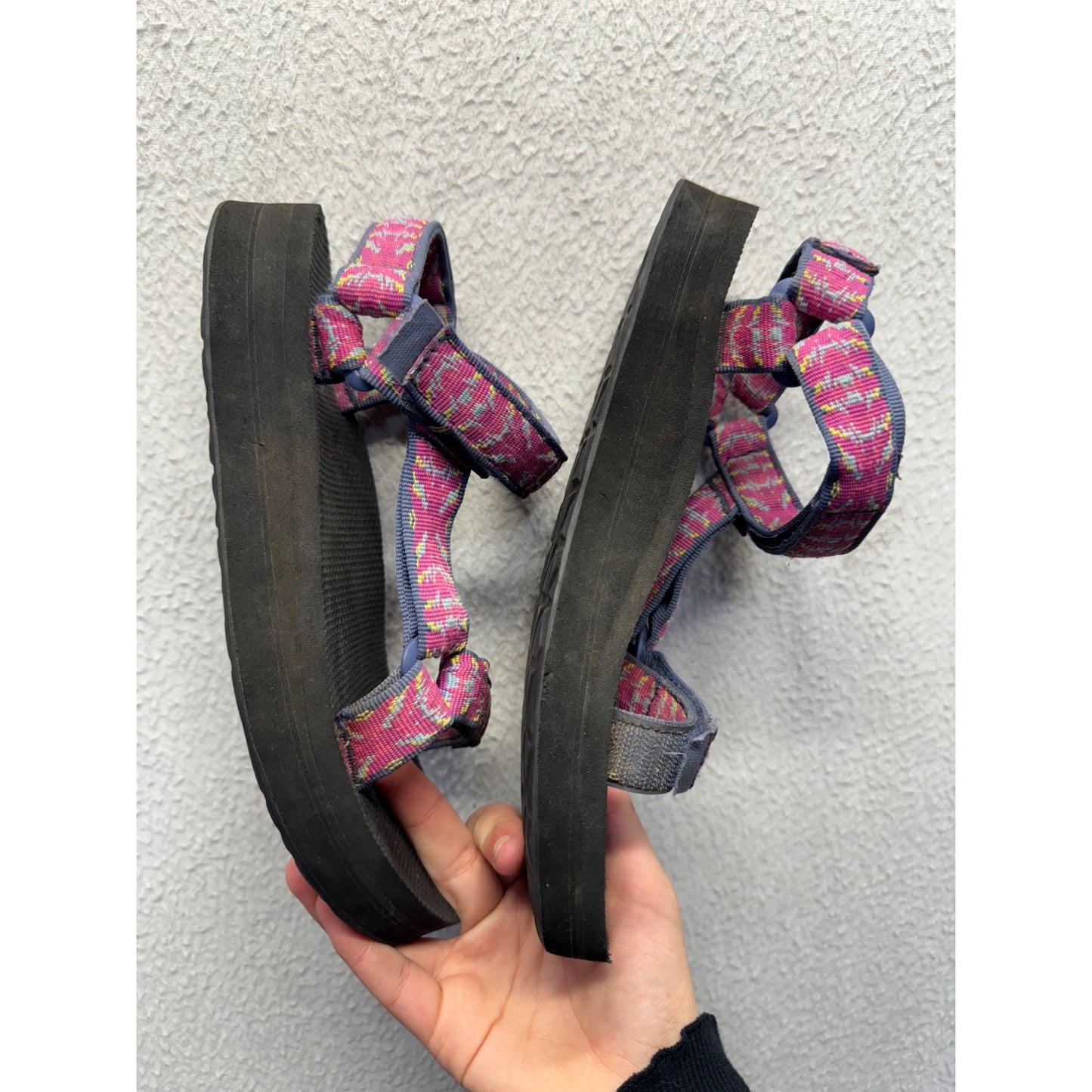 Teva Womens Pink & Gray Rugged Strap Sandals Size 7 9449