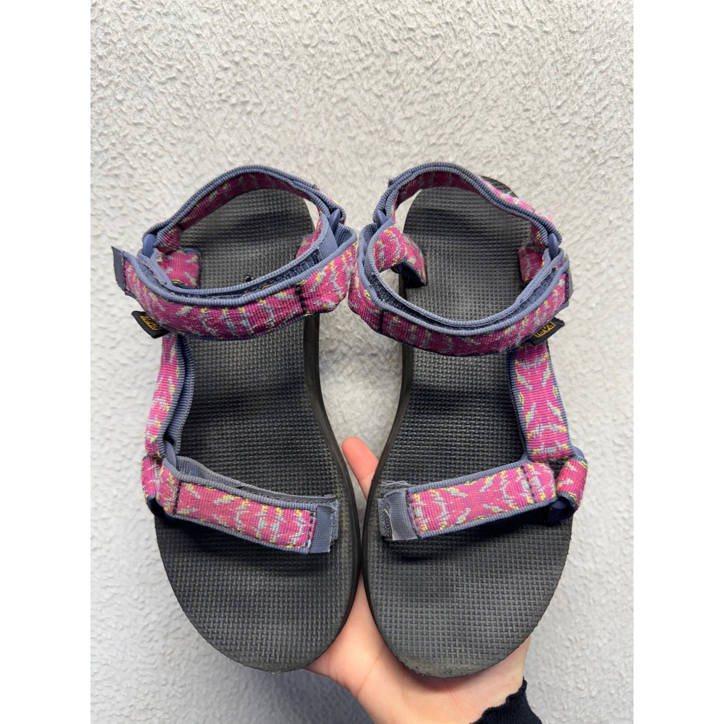 Teva Womens Pink & Gray Rugged Strap Sandals Size 7 9449