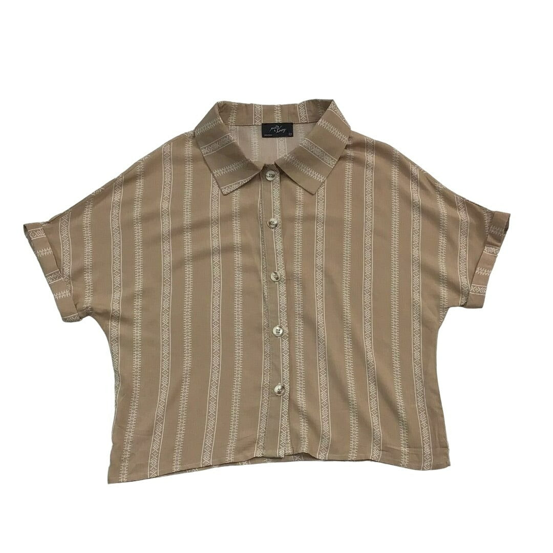 Women’s Button-Up Shirt