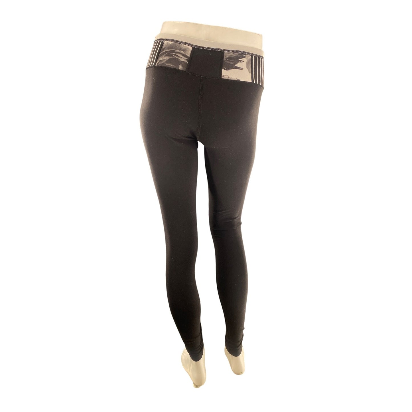 Women’s Reversible Lululemon Athletic Leggings