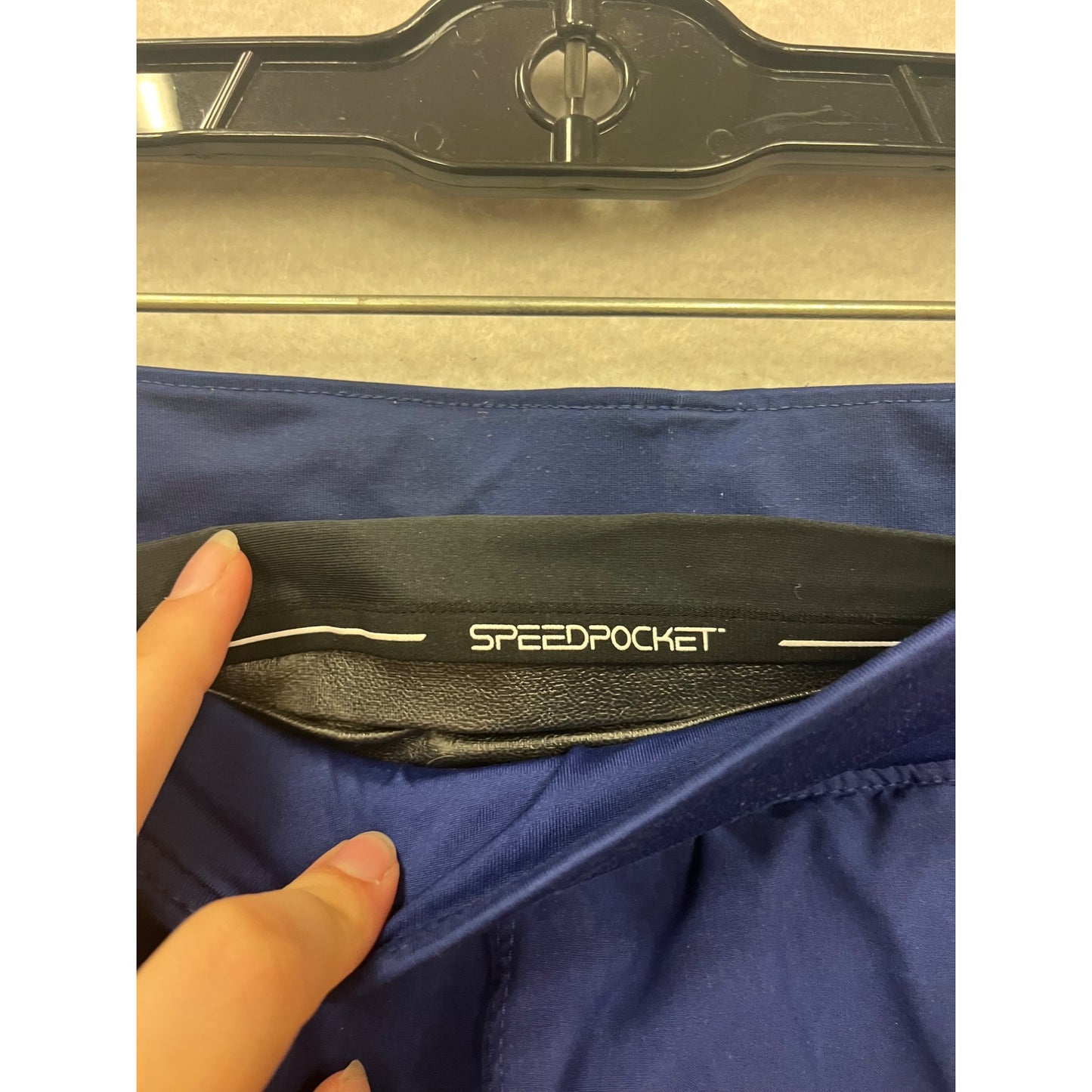 Under Armour Mens Speedpocket Navy Shorts Size L #531A