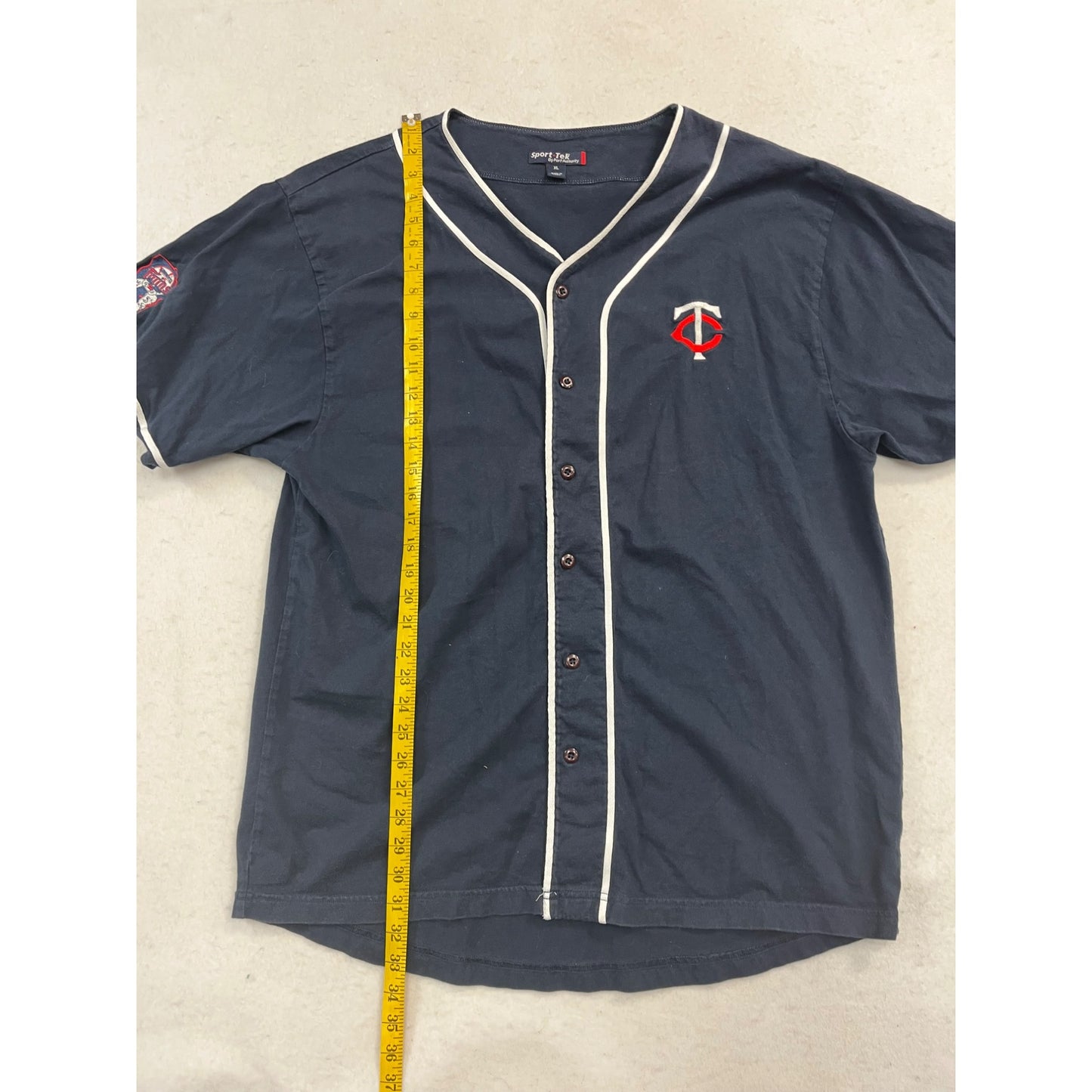 Men’s Y2K Minnesota Twins ButtonUp Jersey #2640