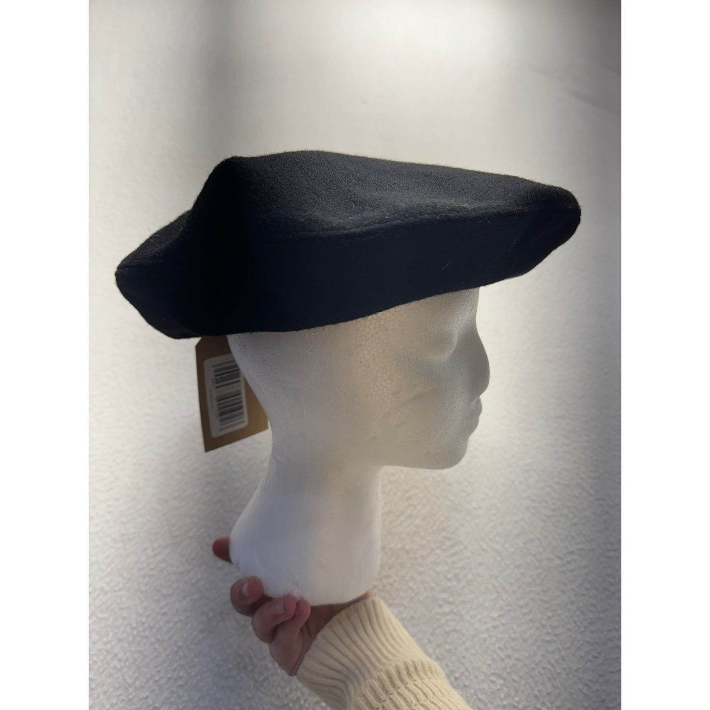 Men’s Sterkowski Beret BNWT #5550