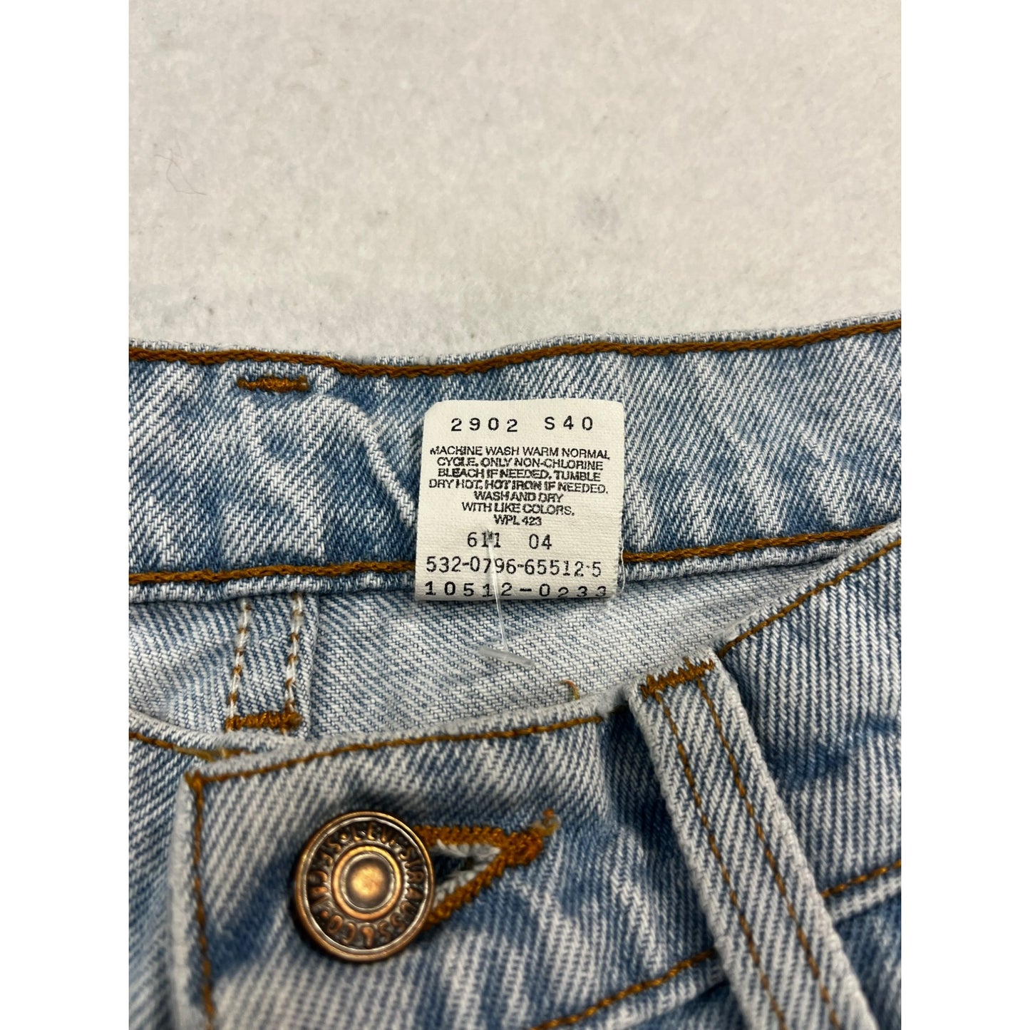 Vintage Women’s Levi’s Mom Jeans