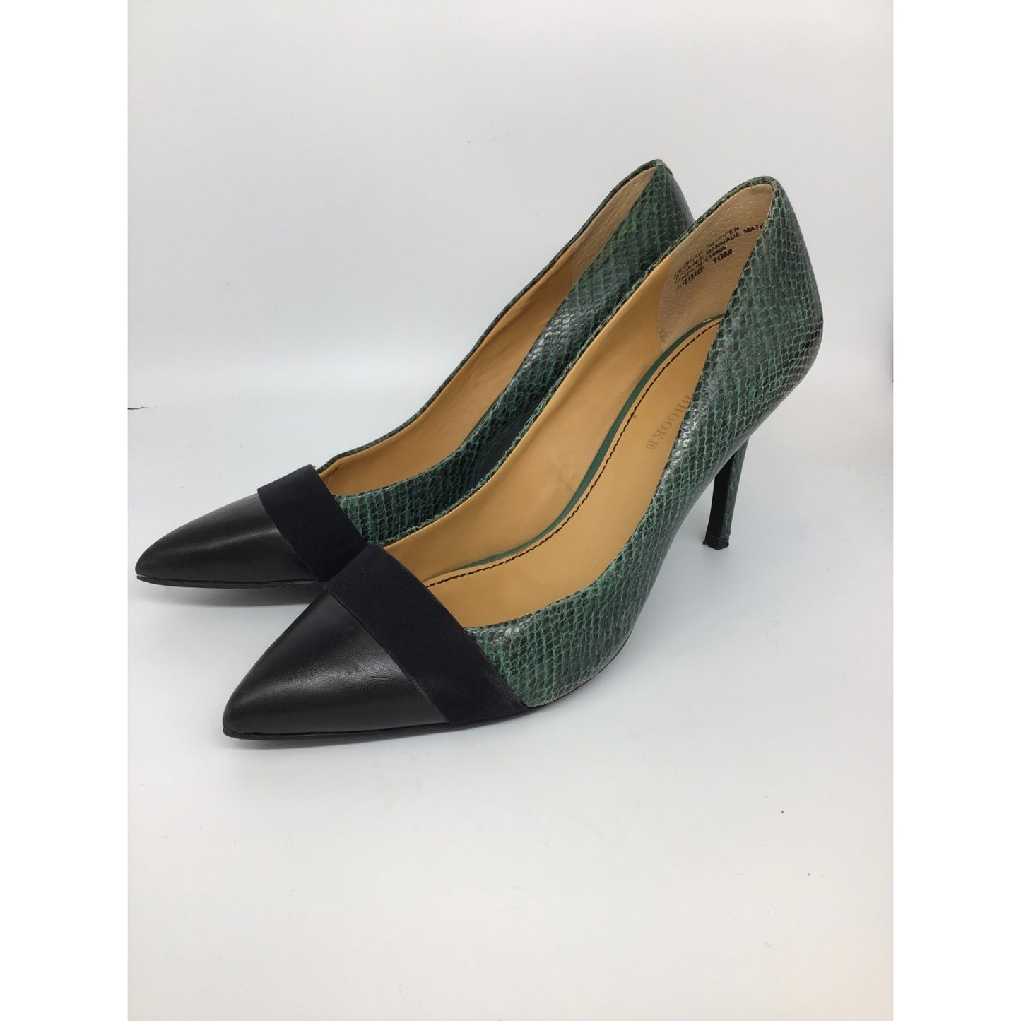 Women’s Audrey Brooke Leather Pumps