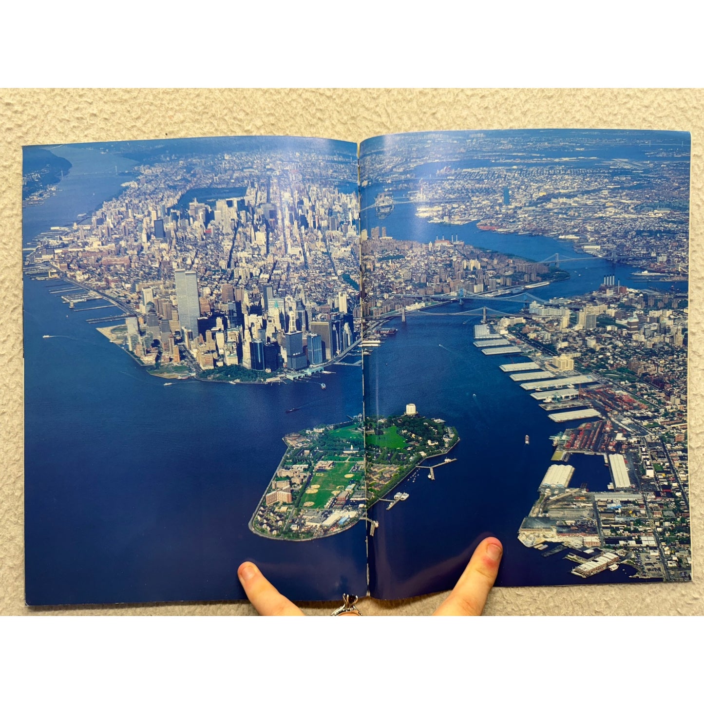 New York Souvenir Book English Edition By Irving Weisdorf & Co. Hardcover 434B