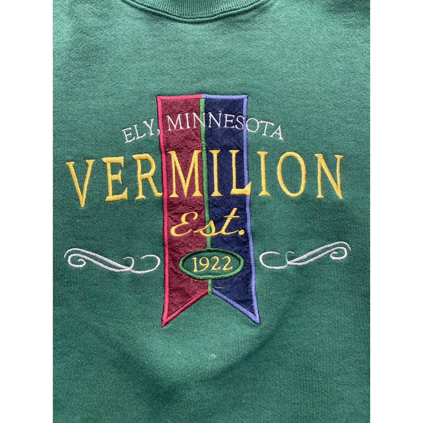 Vintage vermillion ely Minnesota crewneck #5525