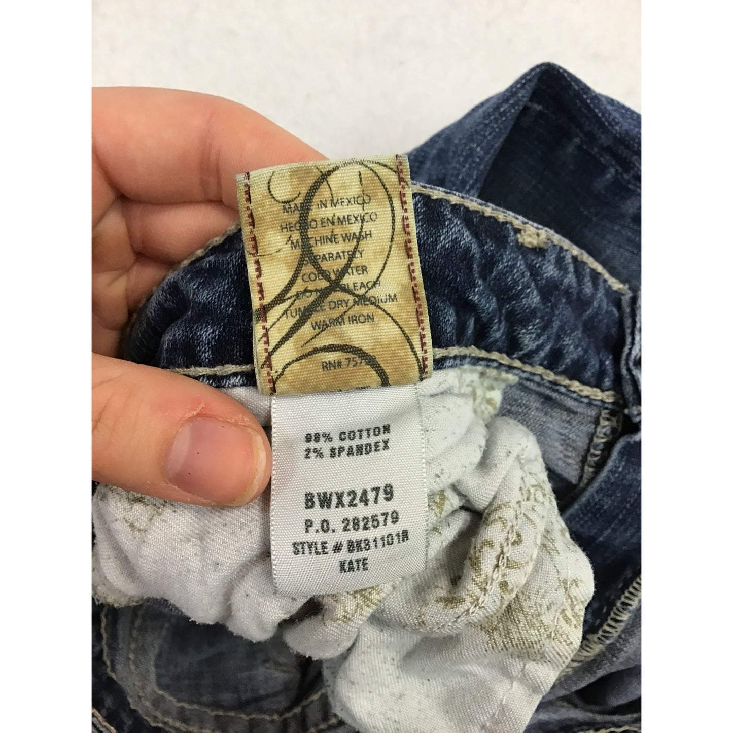 Women’s jeans